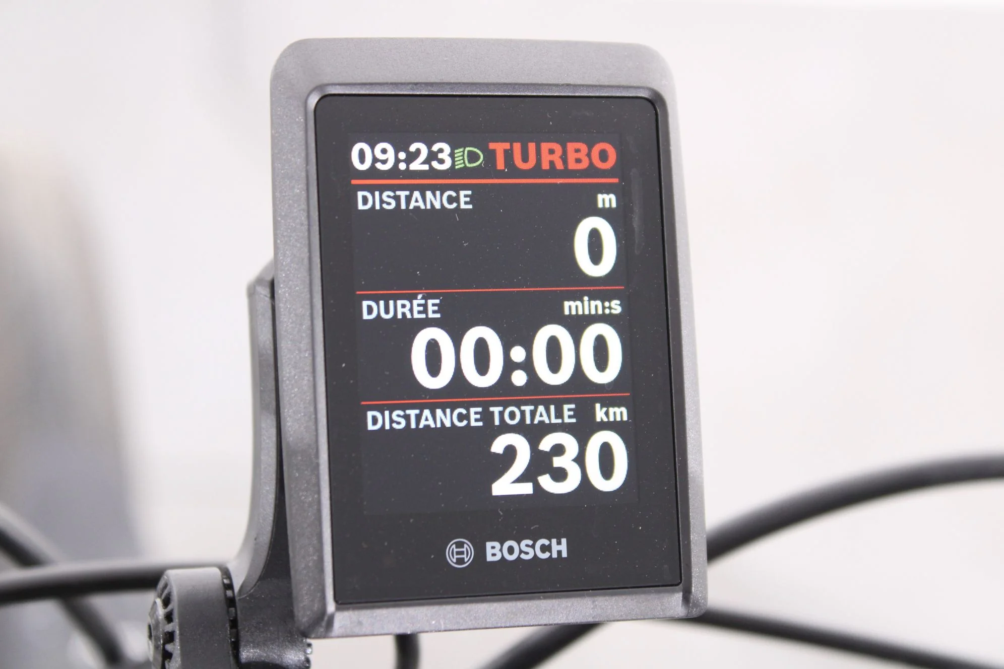 Cube Supreme Hybrid Pro - Image 10