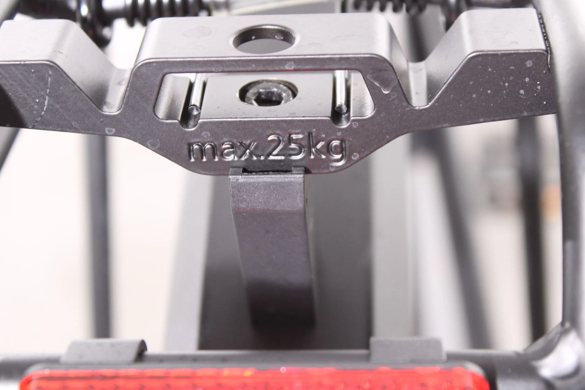 Cube Supreme Hybrid Pro - Image 9
