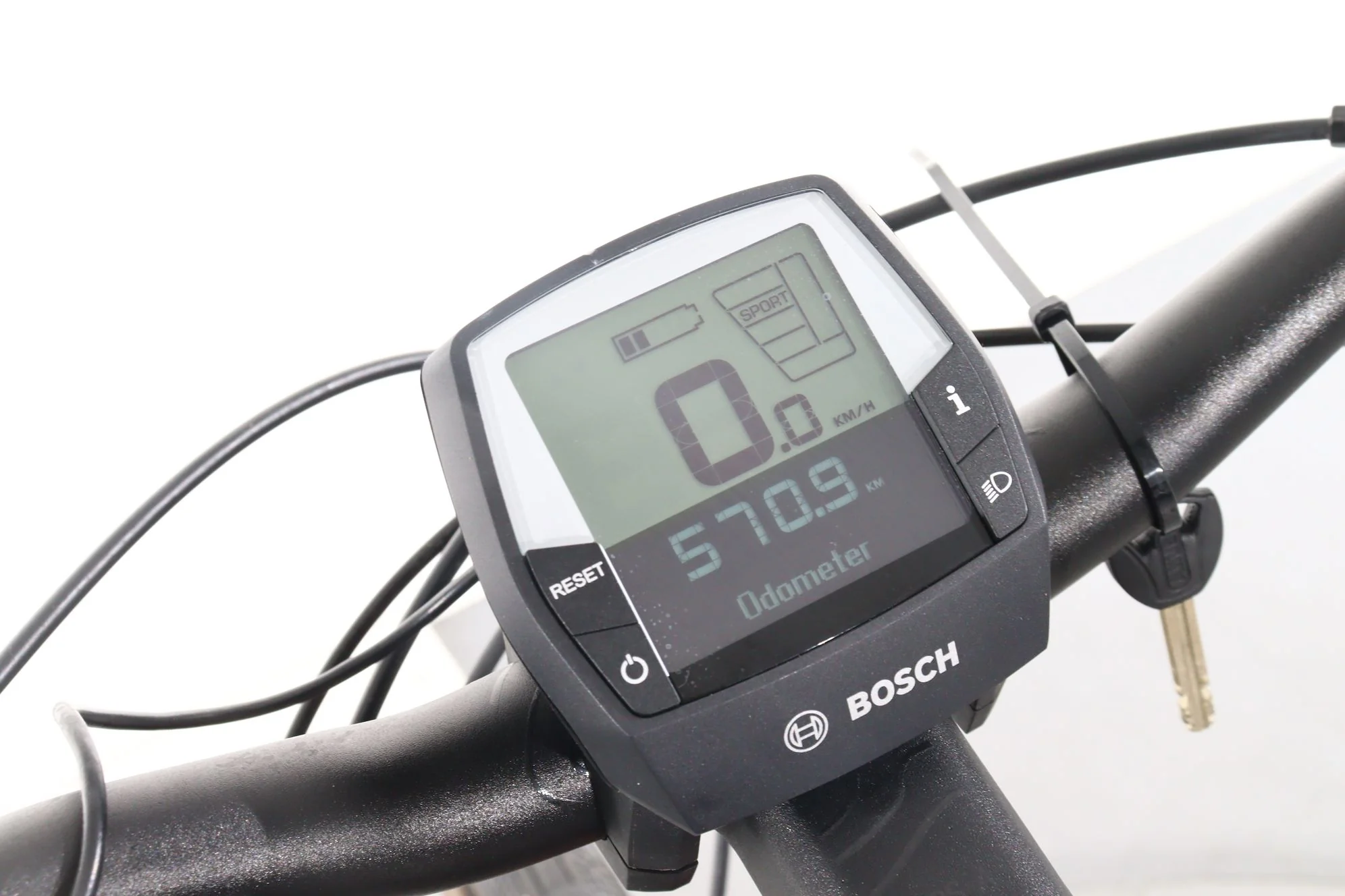 Cube Supreme RT Hybrid Pro - Image 10