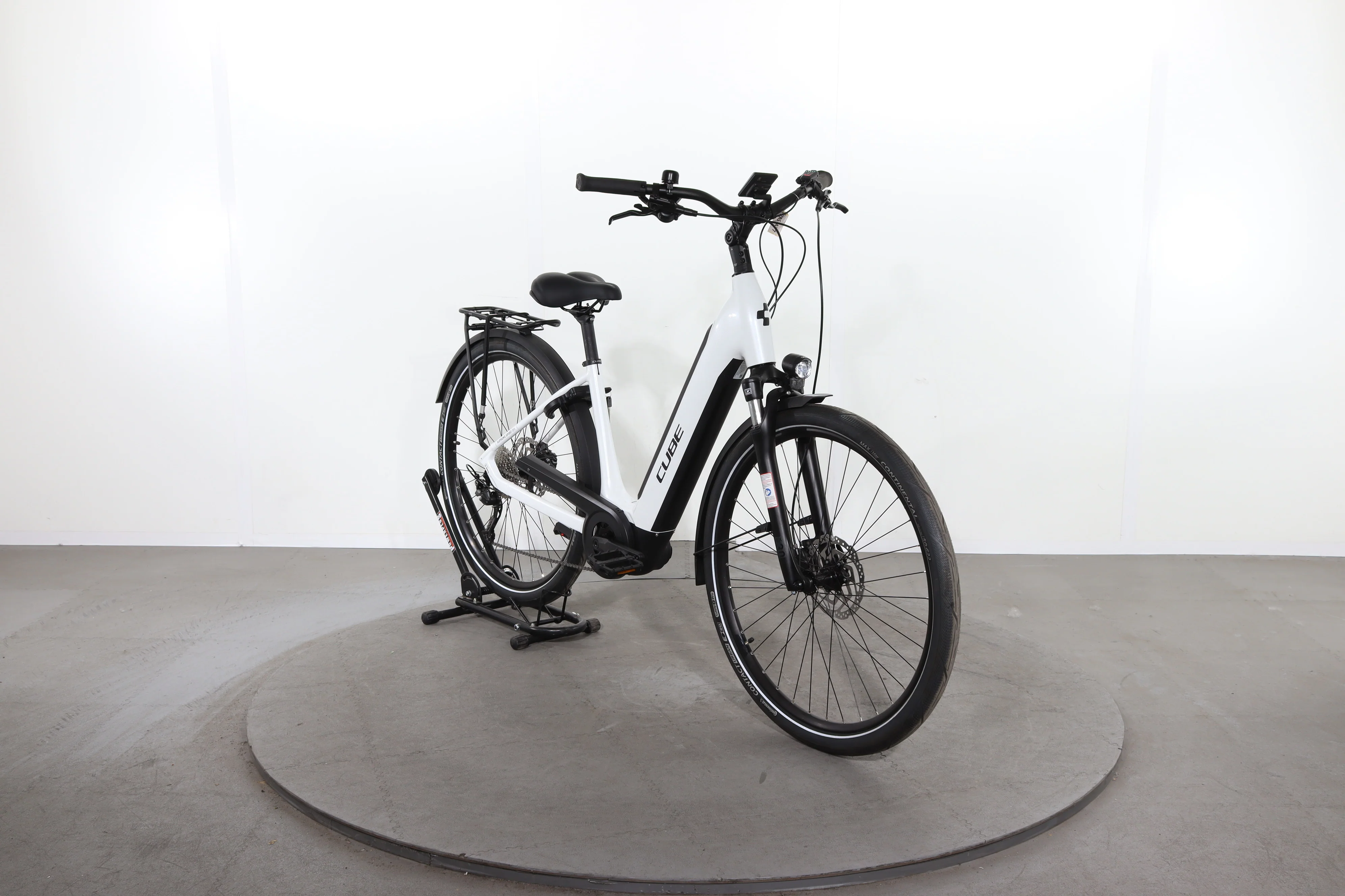 Cube Supreme Sport Hybrid One - Image 2