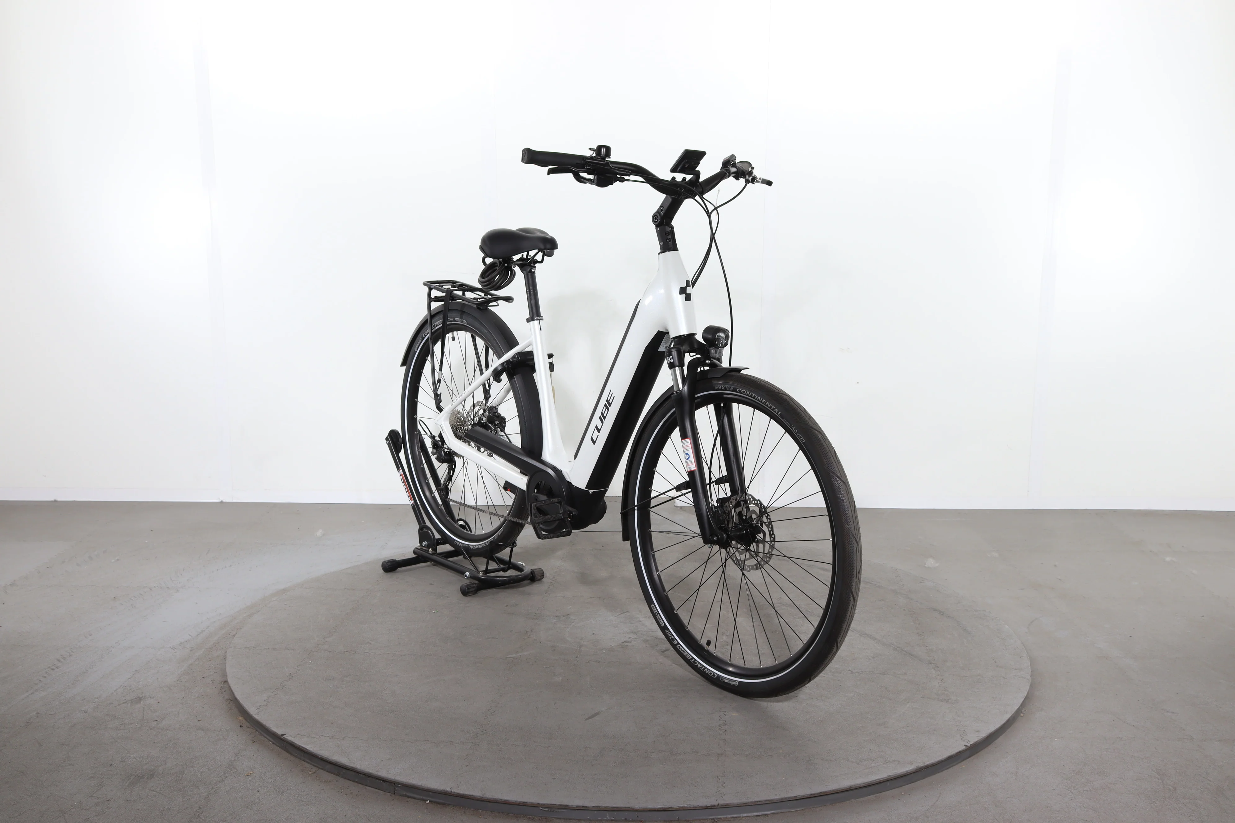 Cube Supreme Sport Hybrid One - Image 2