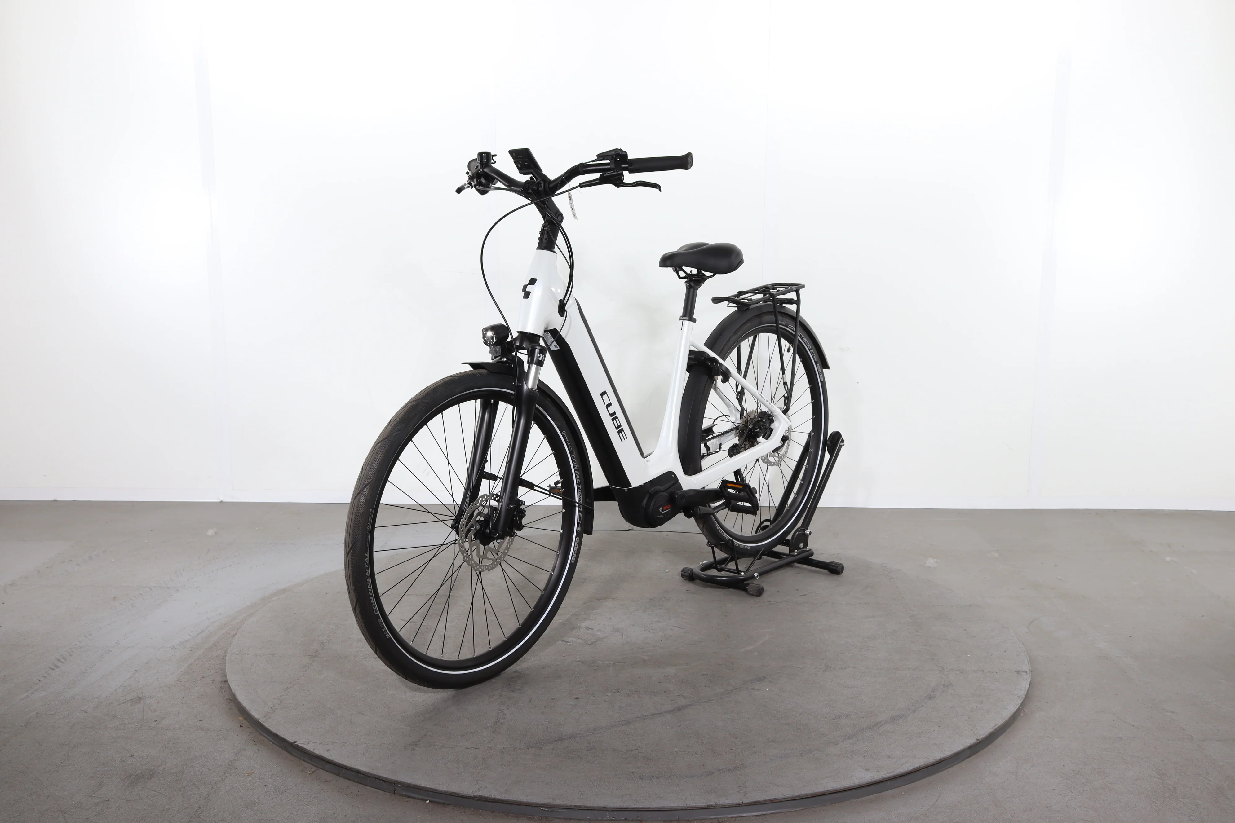 Cube Supreme Sport Hybrid One - Image 3