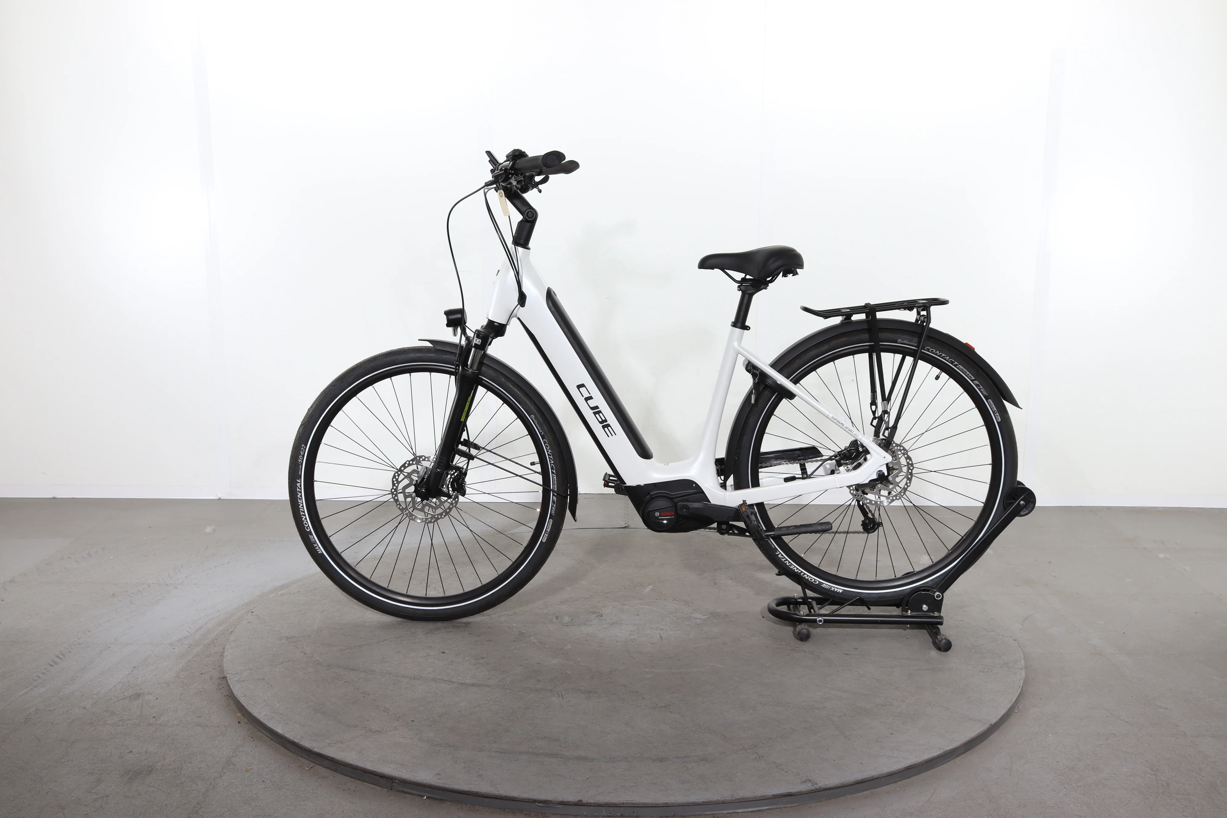 Cube Supreme Sport Hybrid One - Image 4