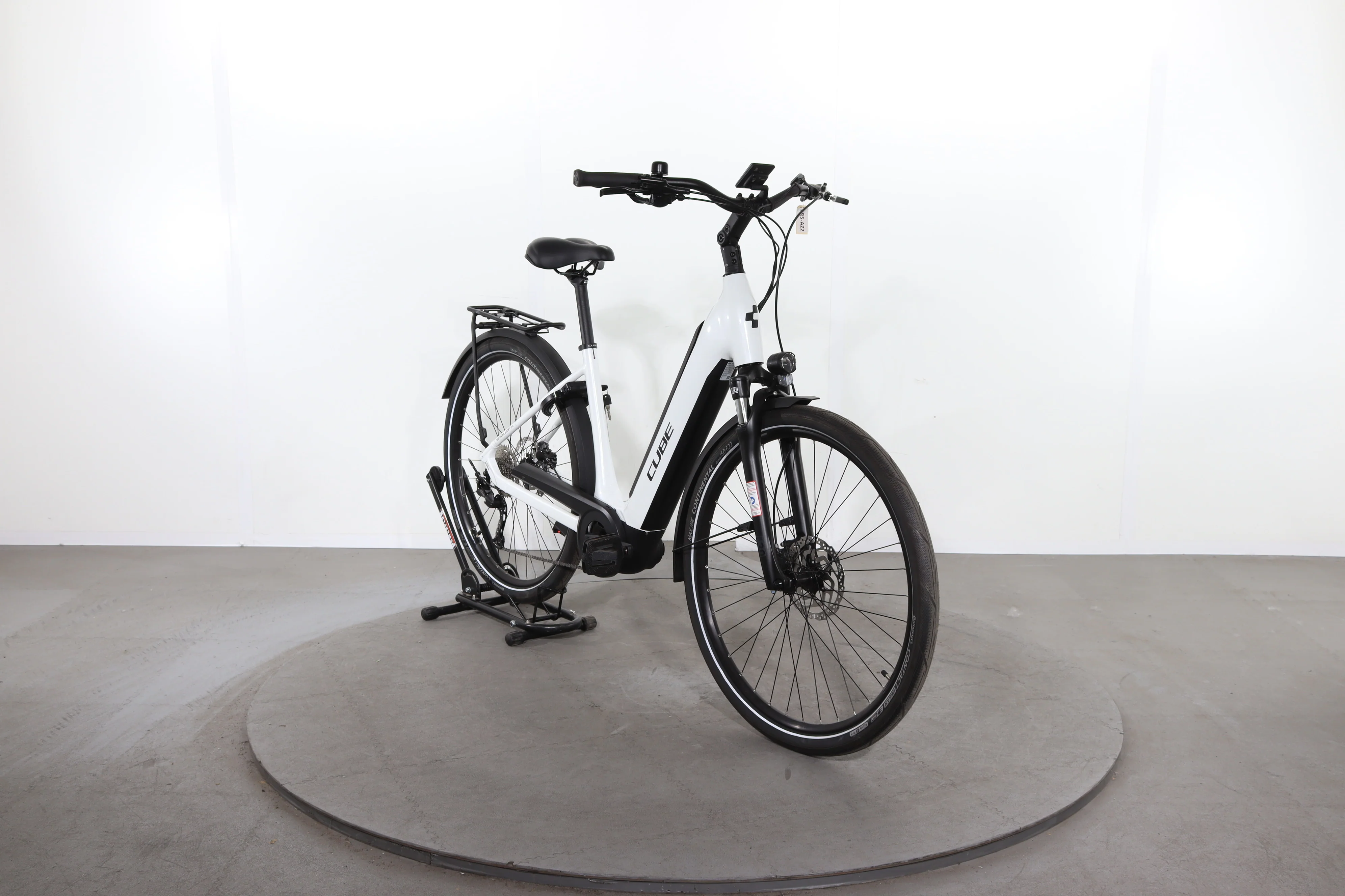 Cube Supreme Sport Hybrid One - Image 2