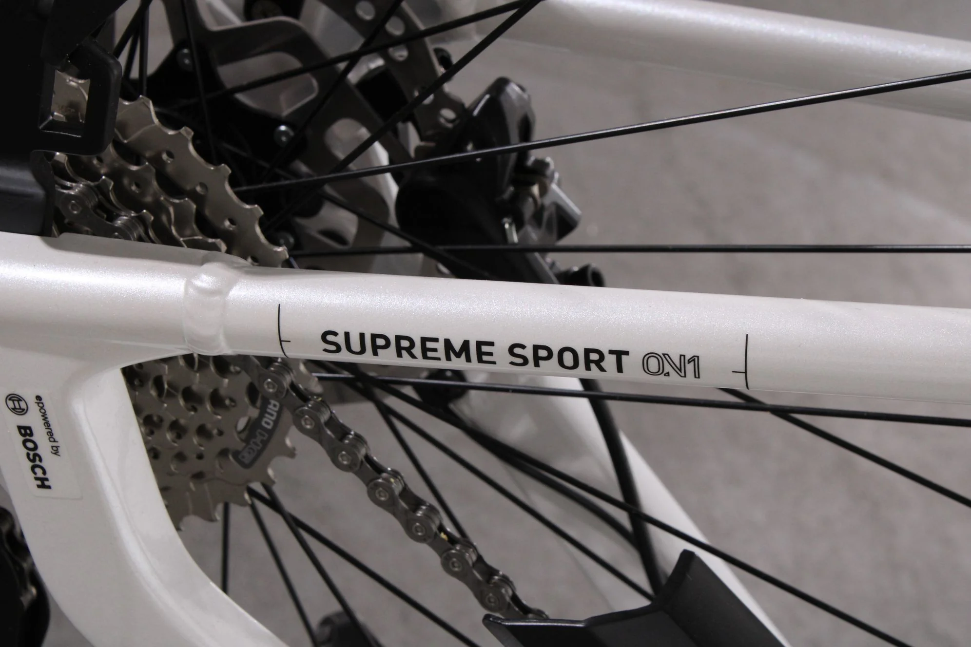 Cube Supreme Sport Hybrid One - Image 8