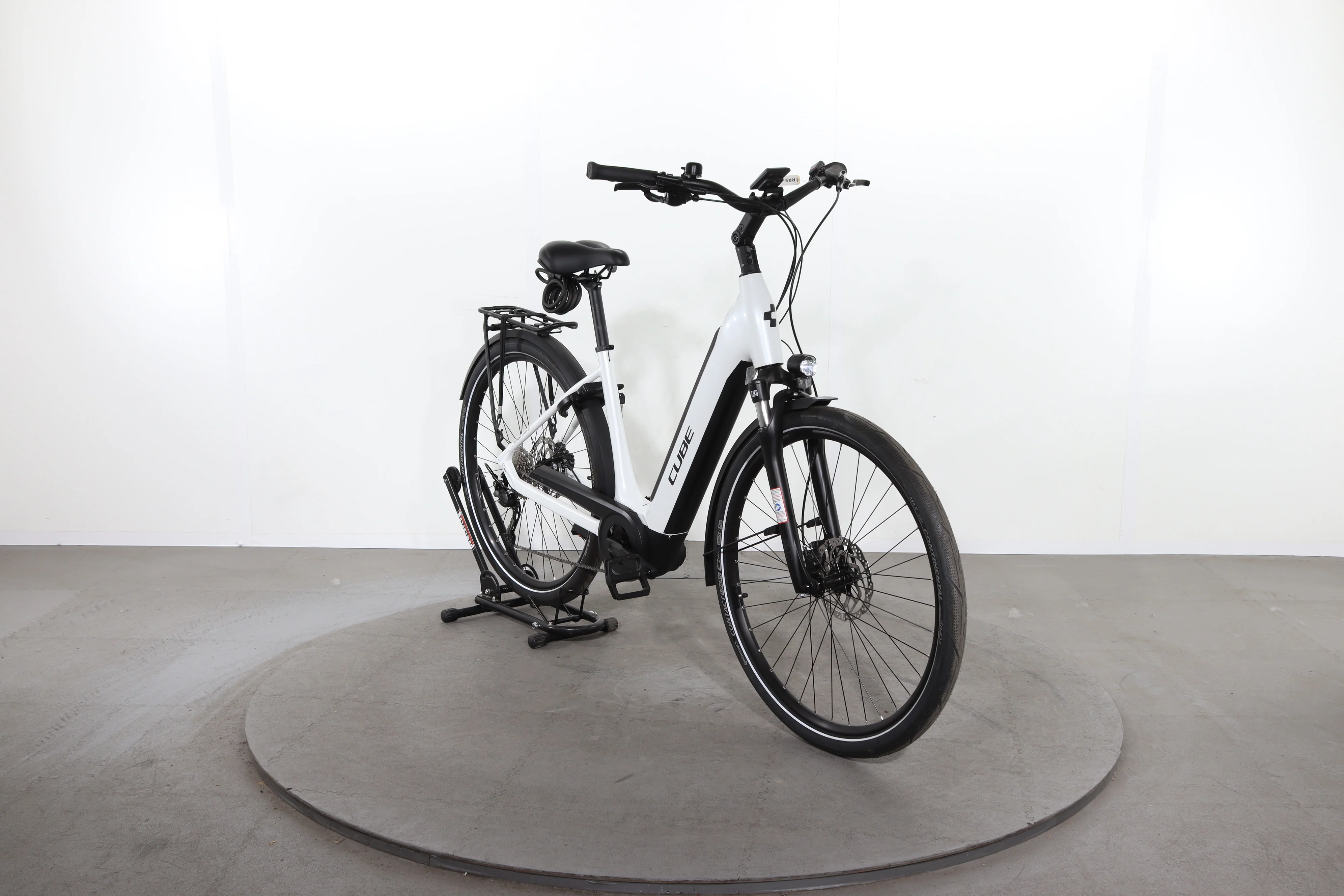 Cube Supreme Sport Hybrid One - Image 2