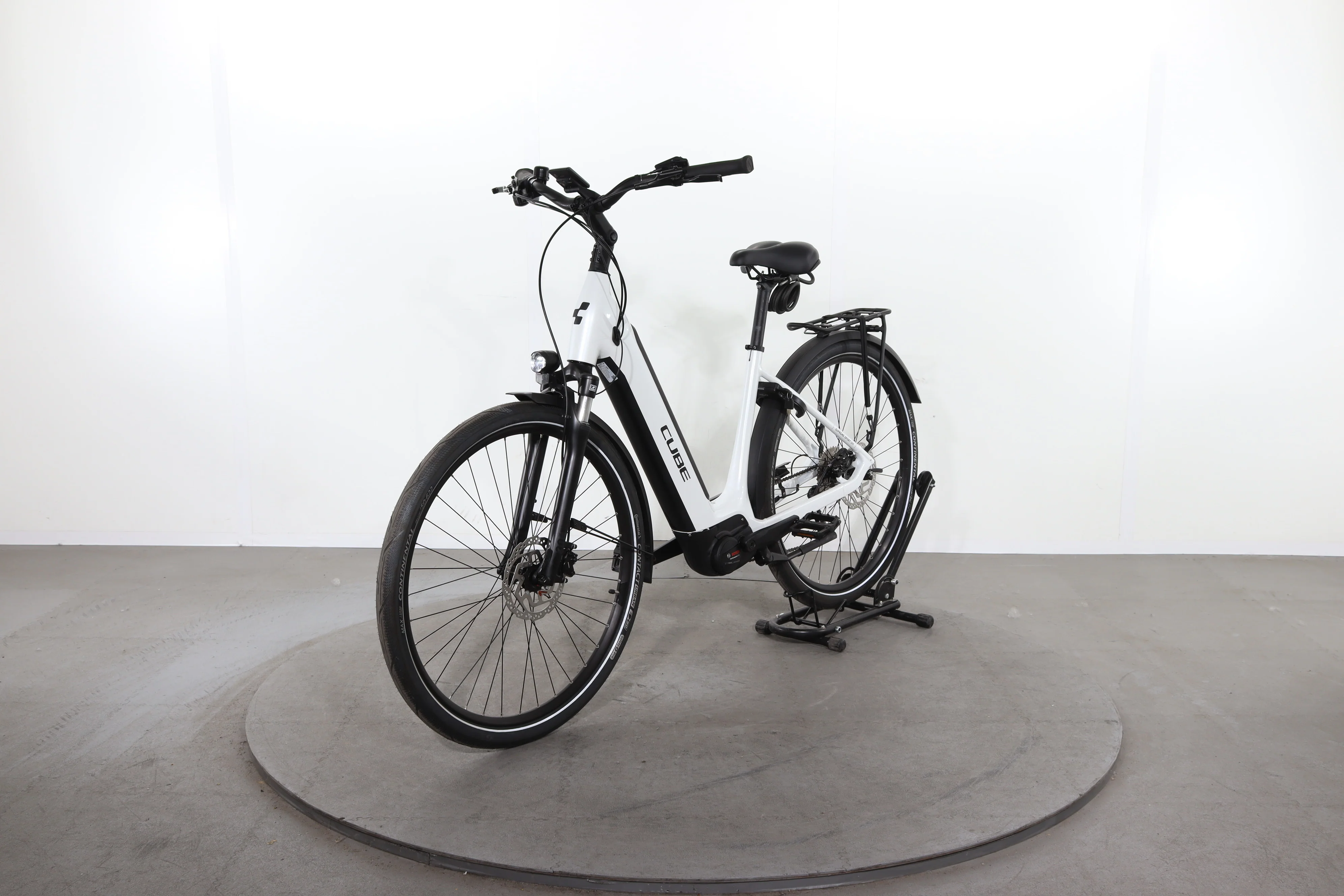 Cube Supreme Sport Hybrid One - Image 3