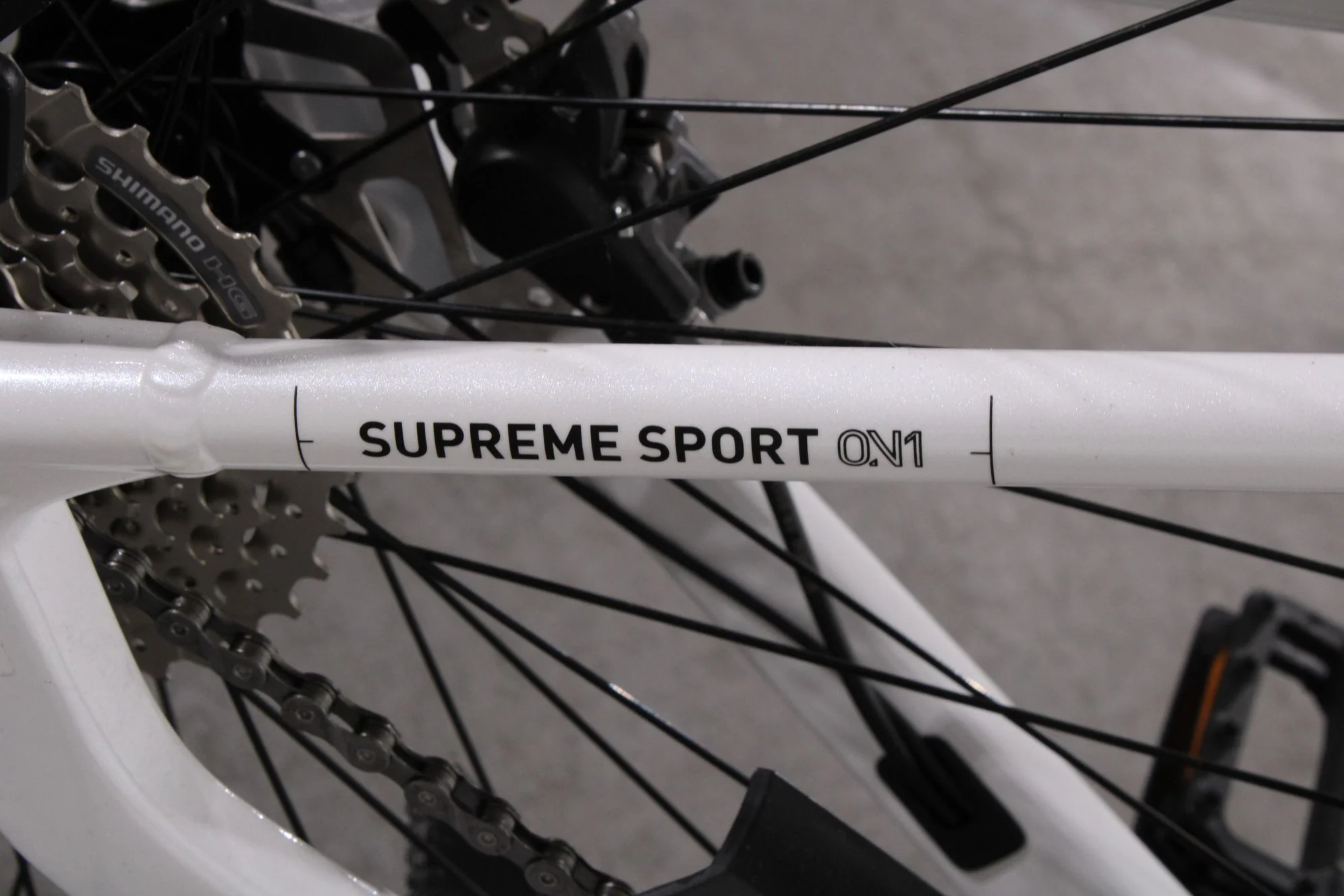 Cube Supreme Sport Hybrid One - Image 11