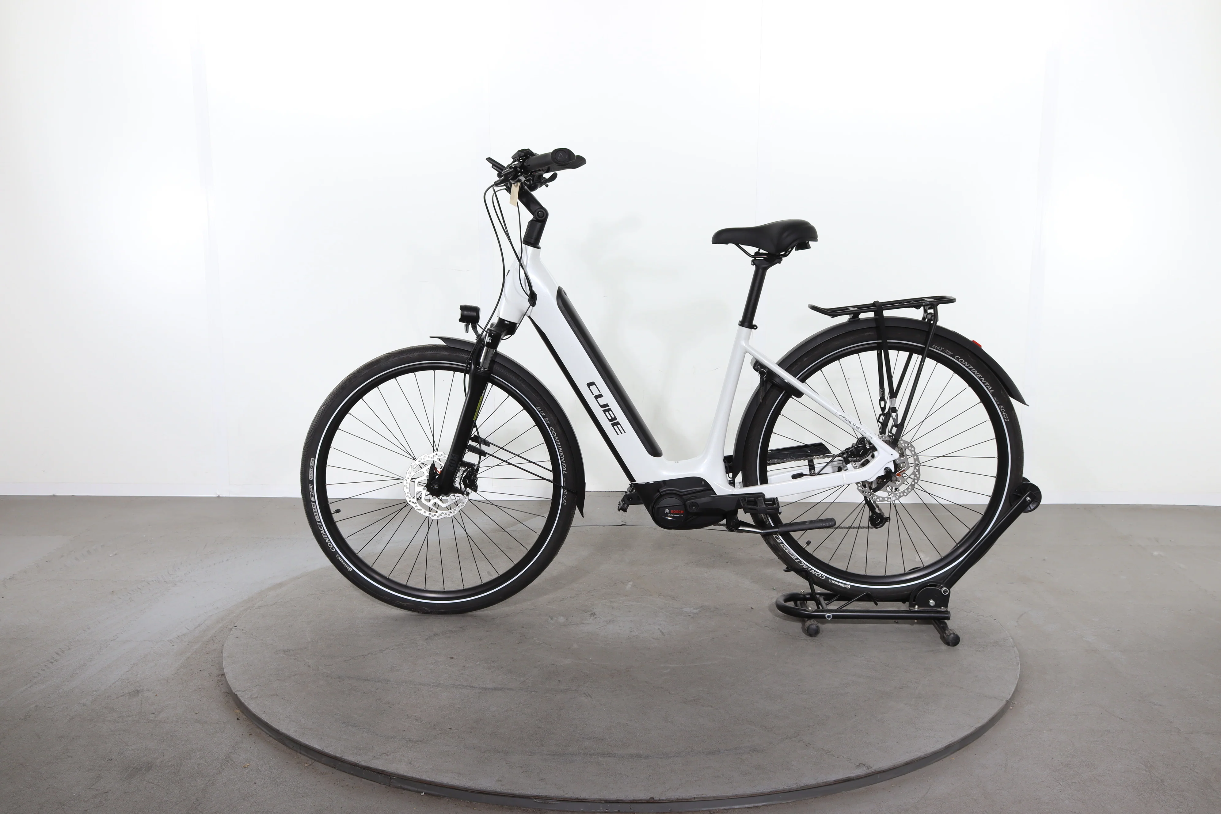 Cube Supreme Sport Hybrid One - Image 4