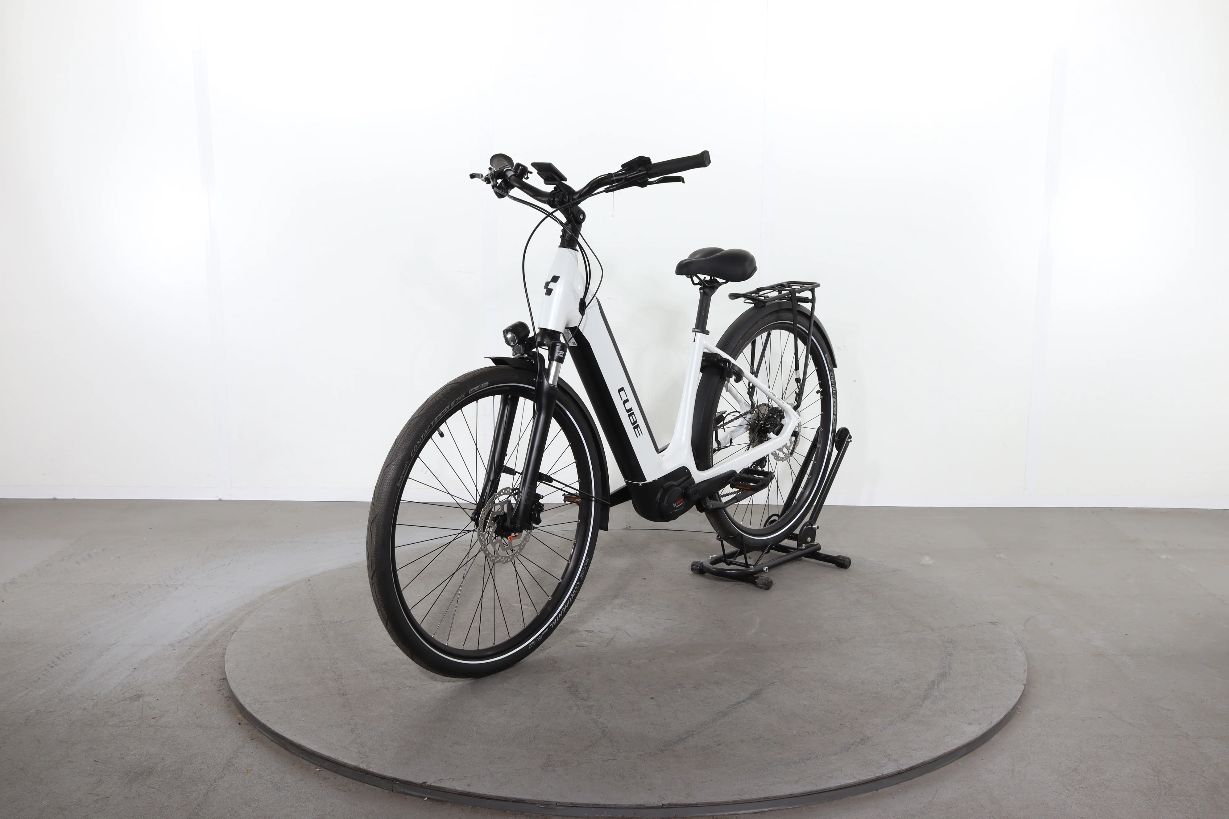 Cube Supreme Sport Hybrid One - Image 3
