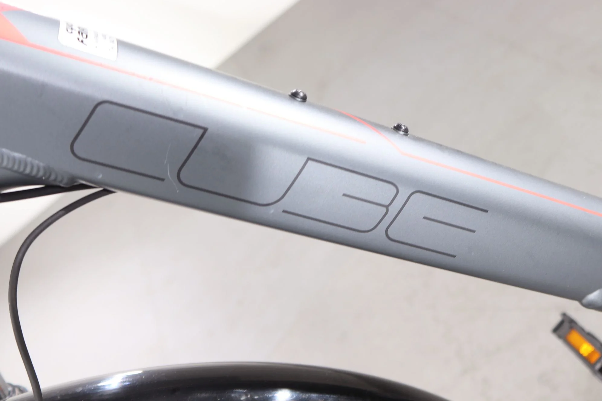 Cube Touring Hybrid 400 - Image 10