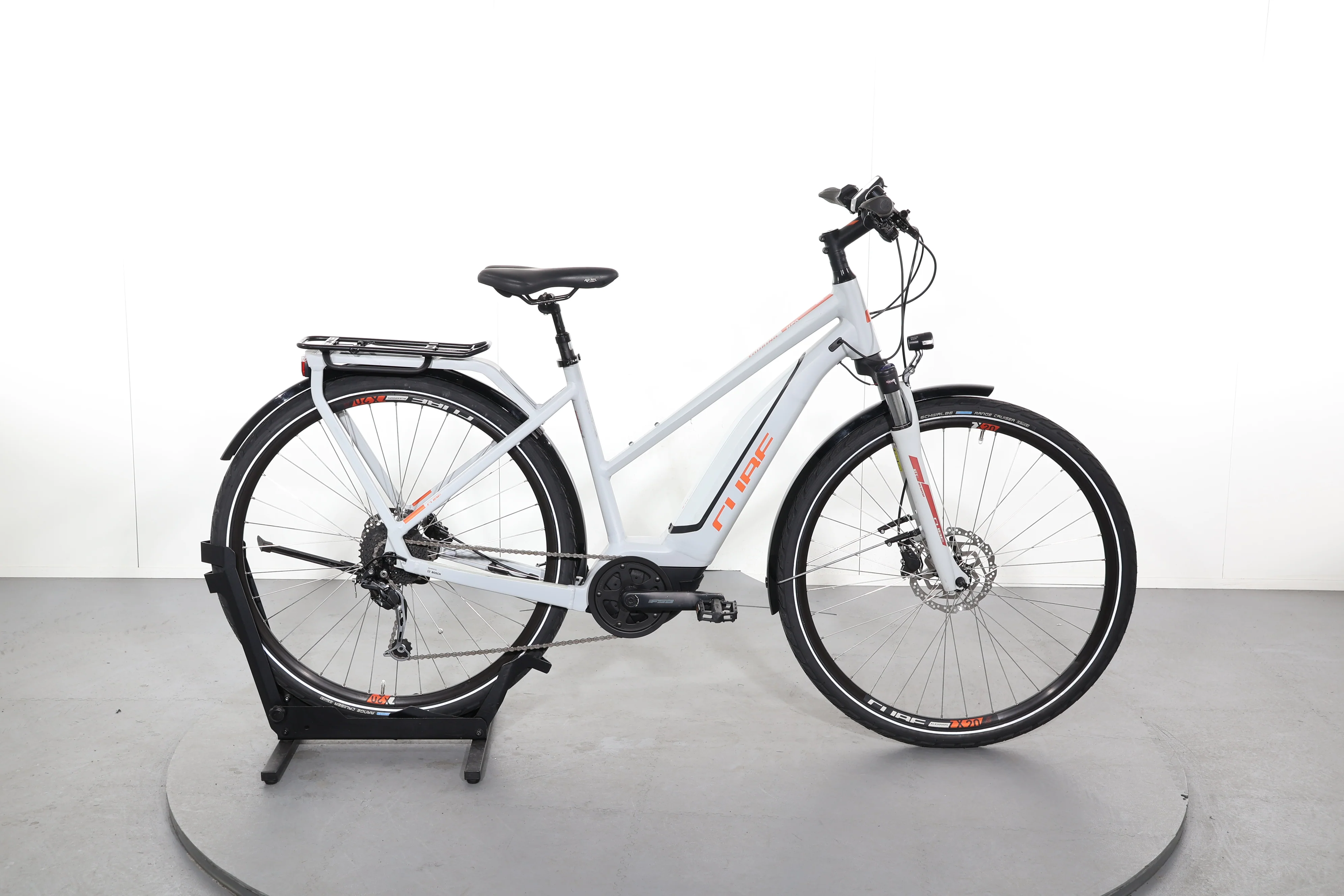 Cube Touring Hybrid 500