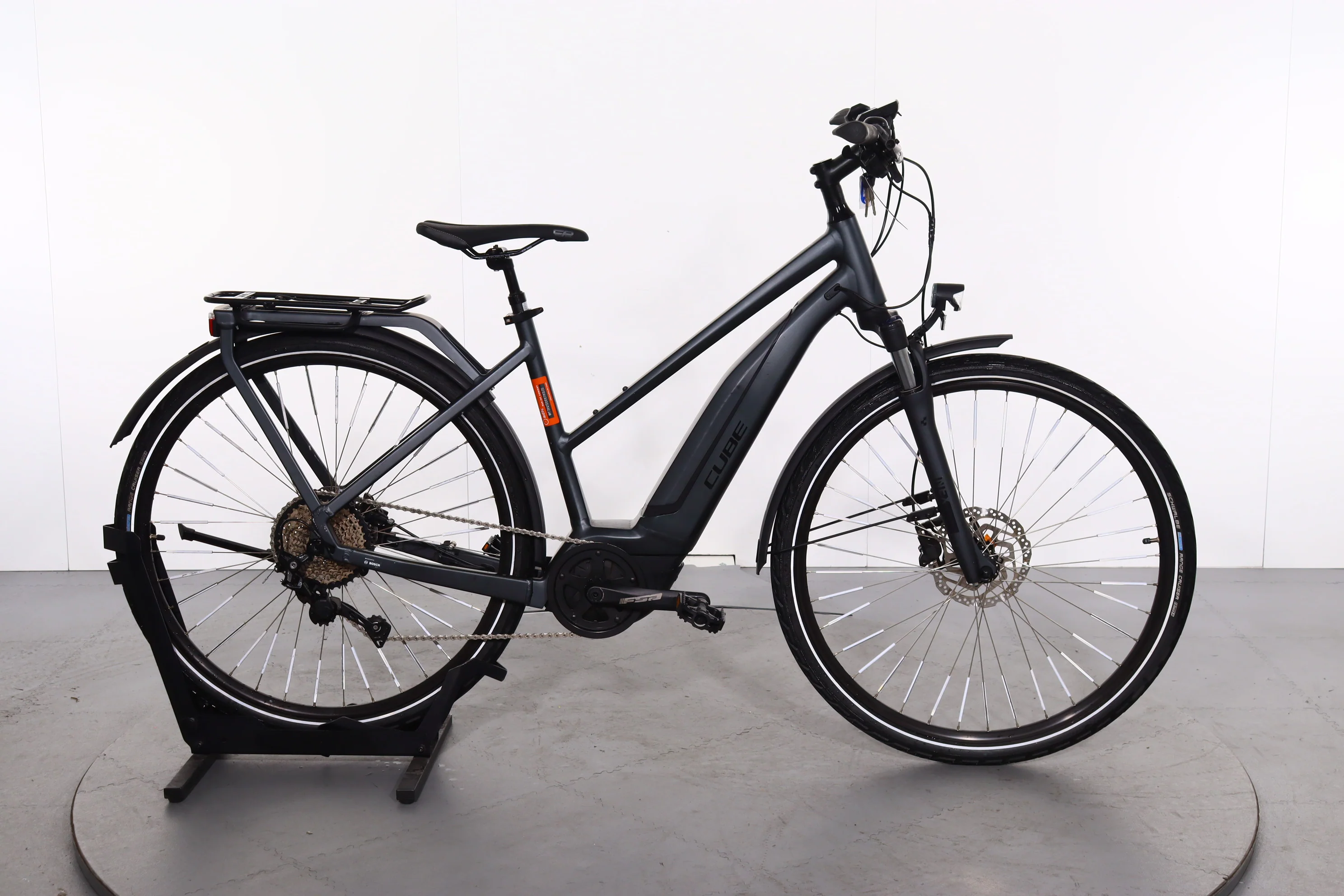 Cube Touring Hybrid 500