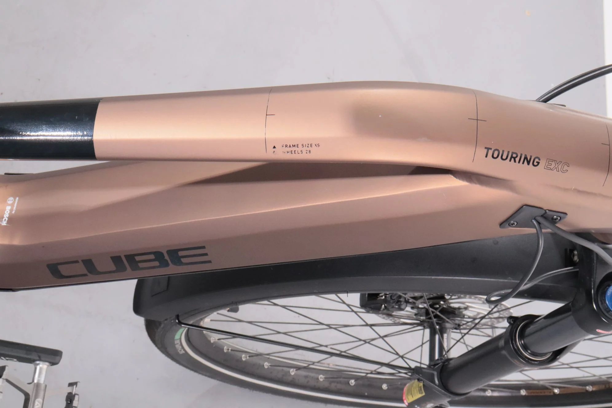 Cube Touring Hybrid - Image 10