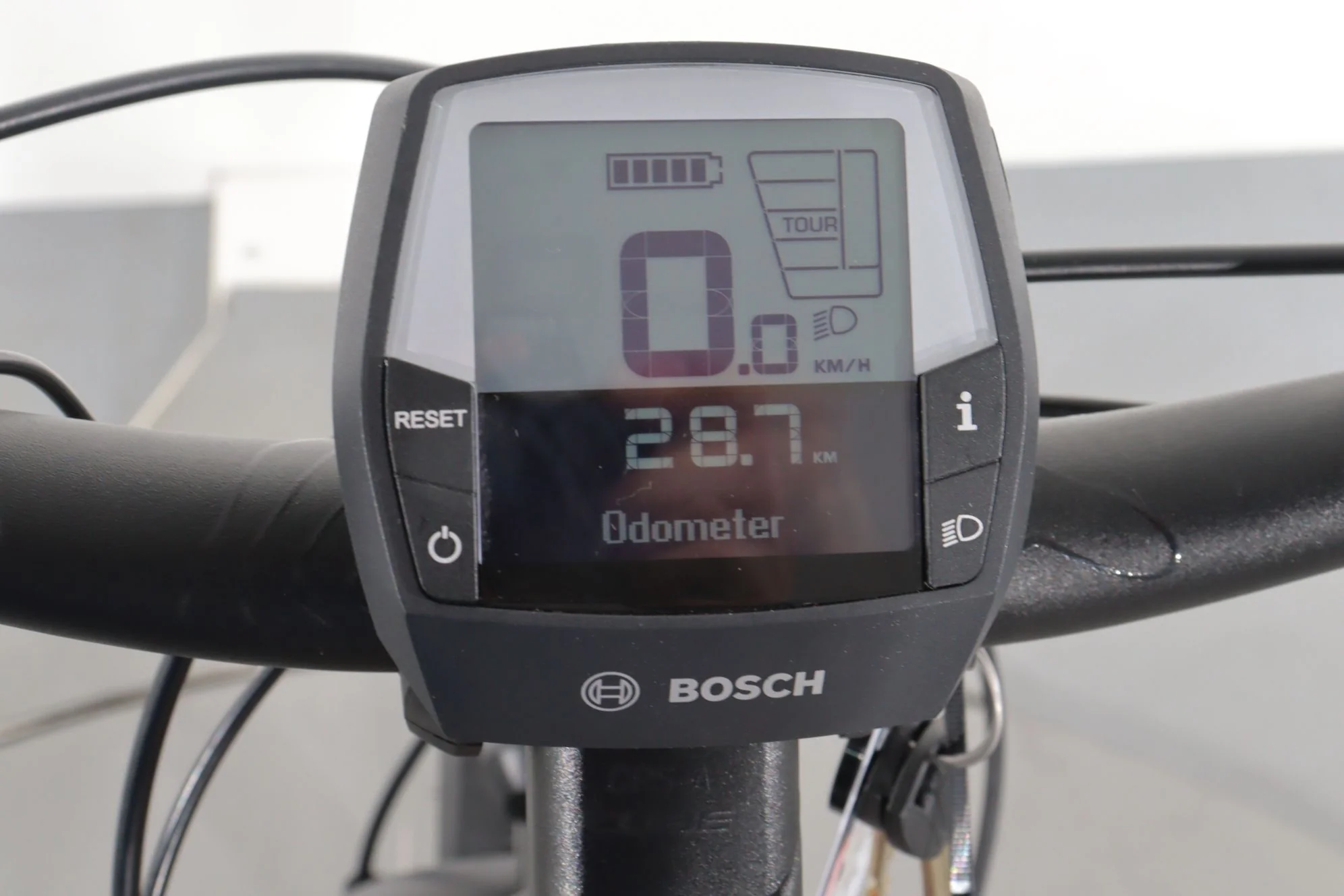 Cube Touring Hybrid - Image 9