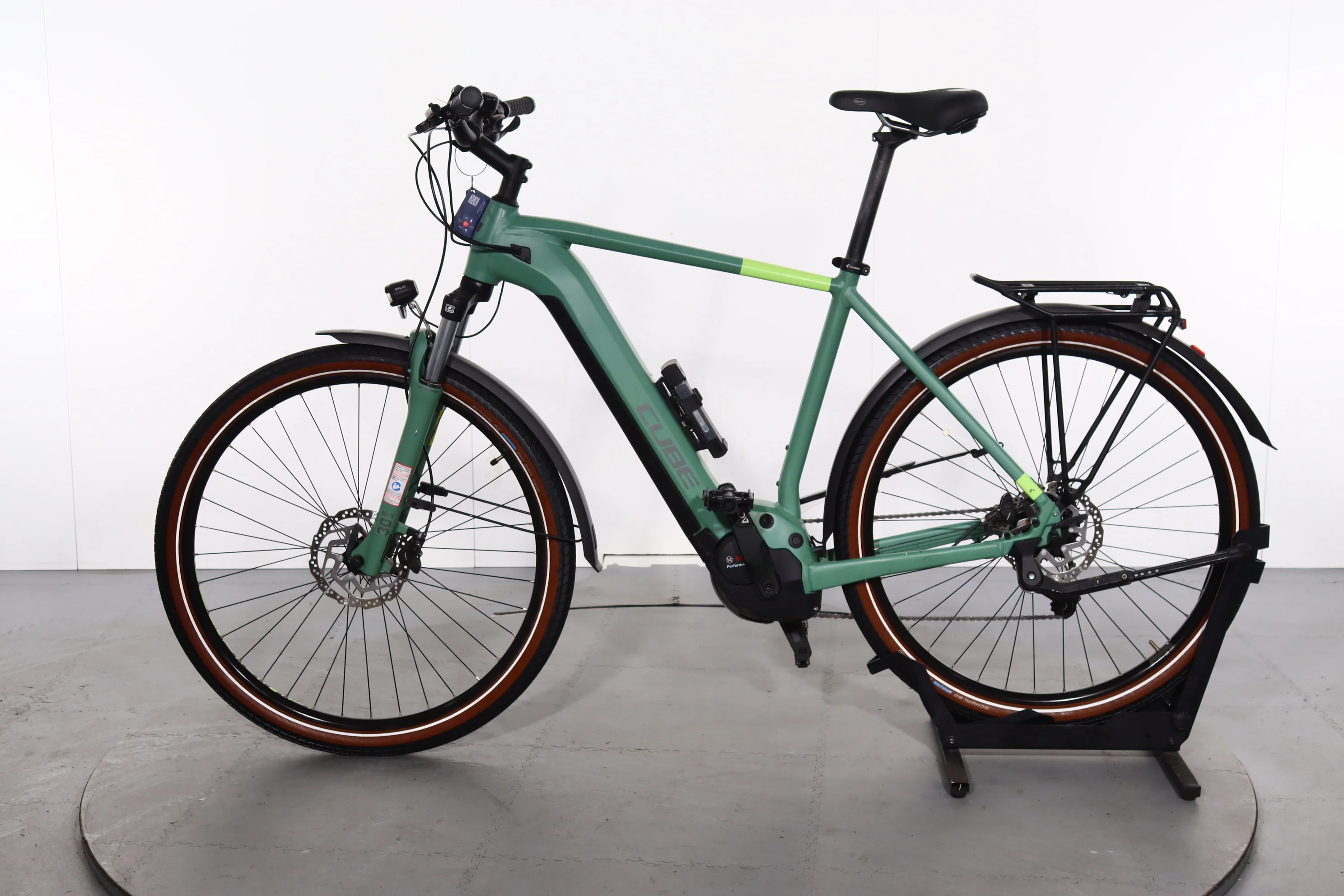 Cube Touring Hybrid - Image 5