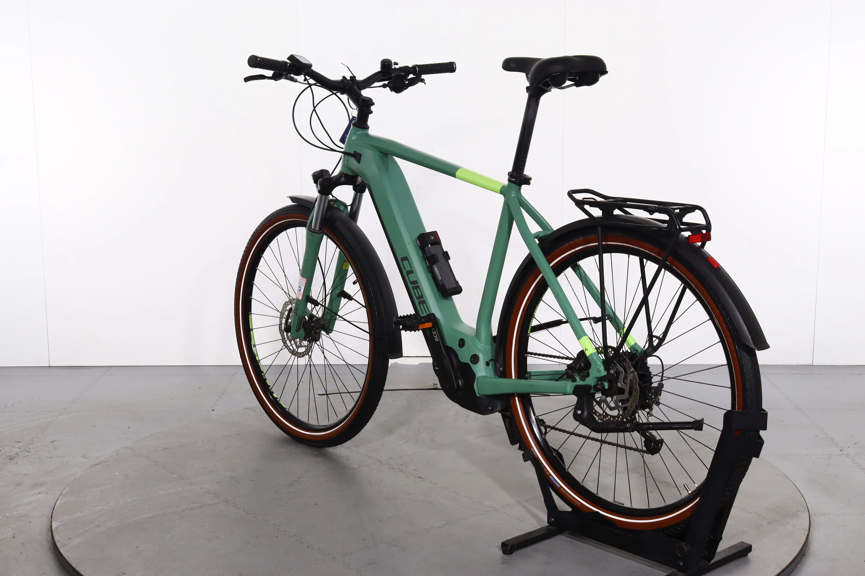 Cube Touring Hybrid - Image 6