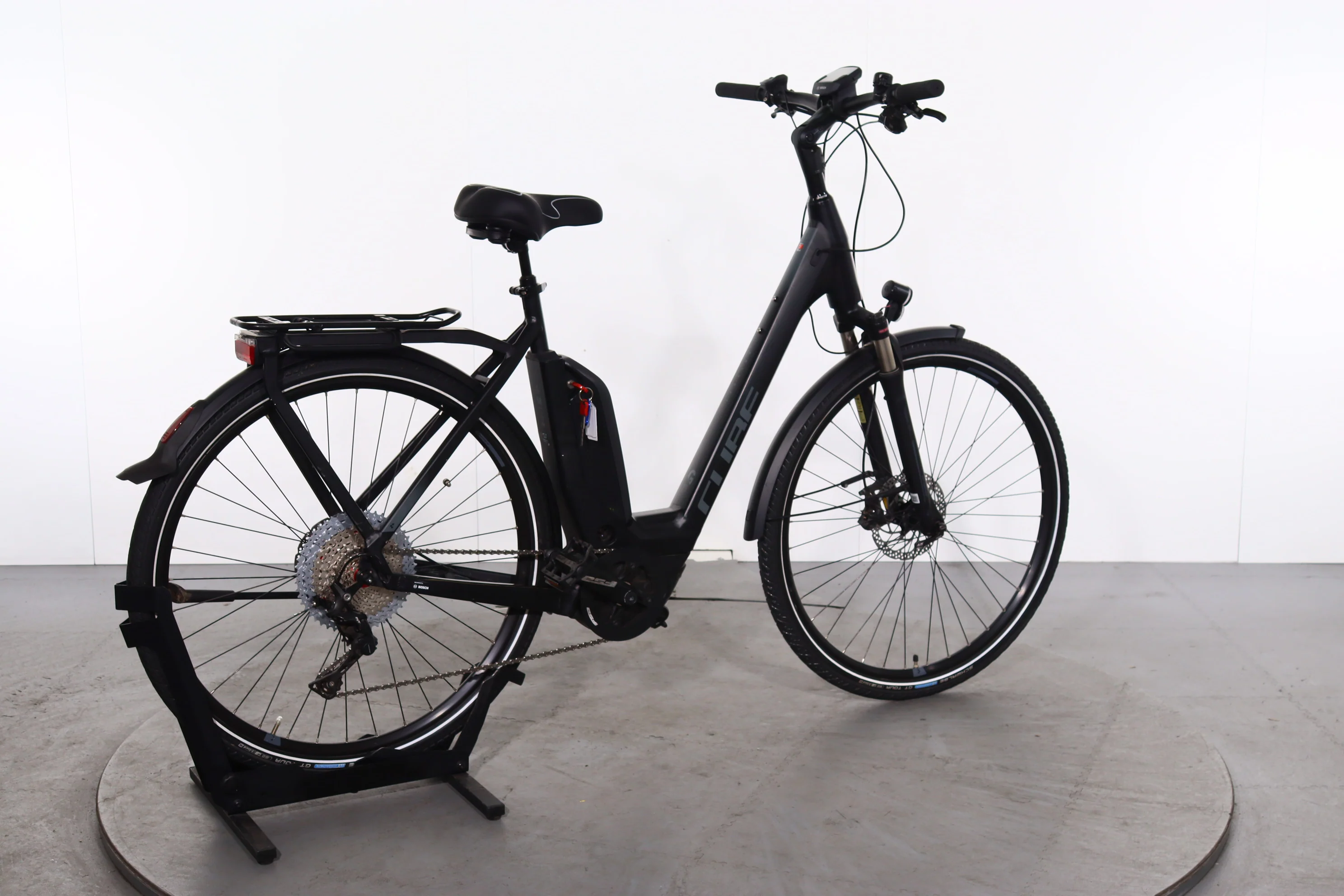 Cube Touring Hybrid EXC 500 - Image 2