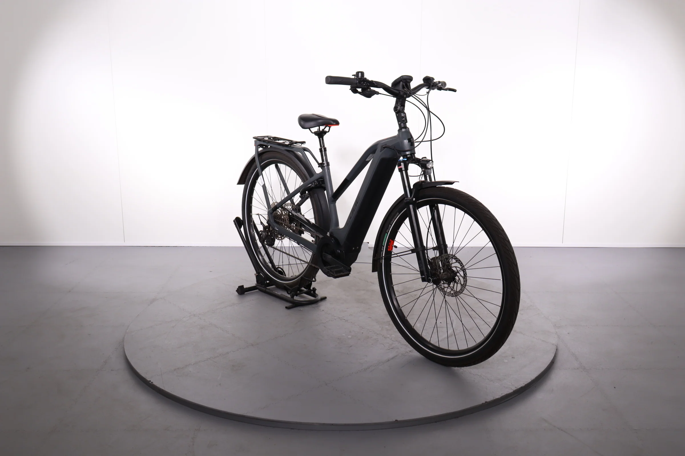 Cube Touring Hybrid Exc 500 - Image 2