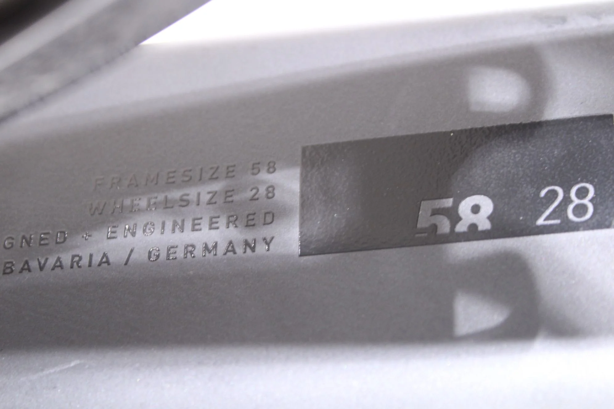 Cube Touring Hybrid GTS - Image 8