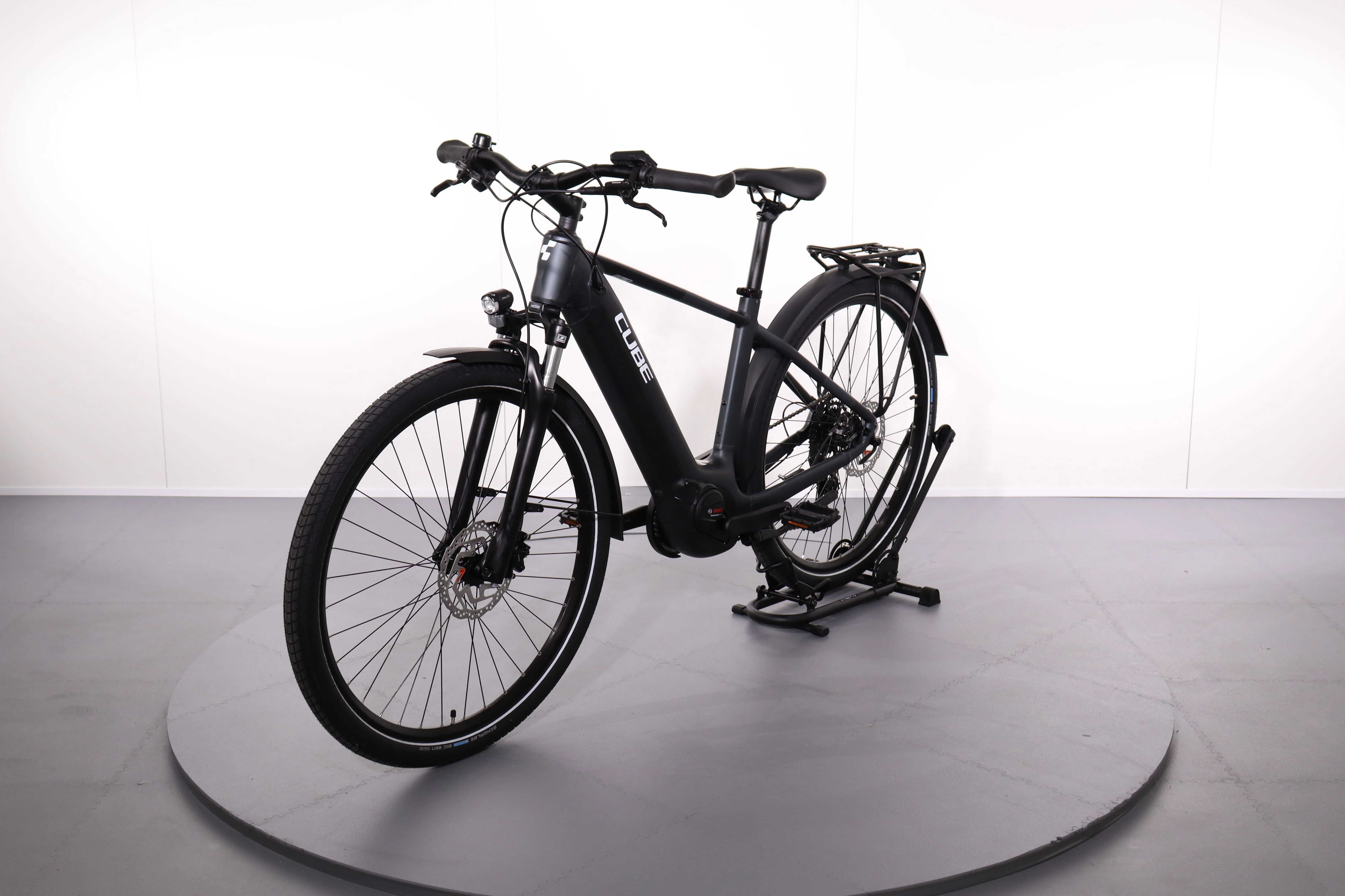 Cube Touring Hybrid One 625 - Image 3