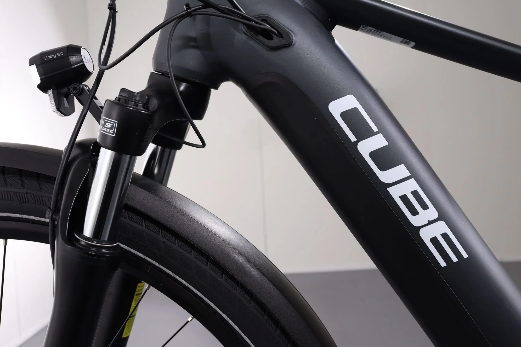 Cube Touring Hybrid One 625 - Image 10
