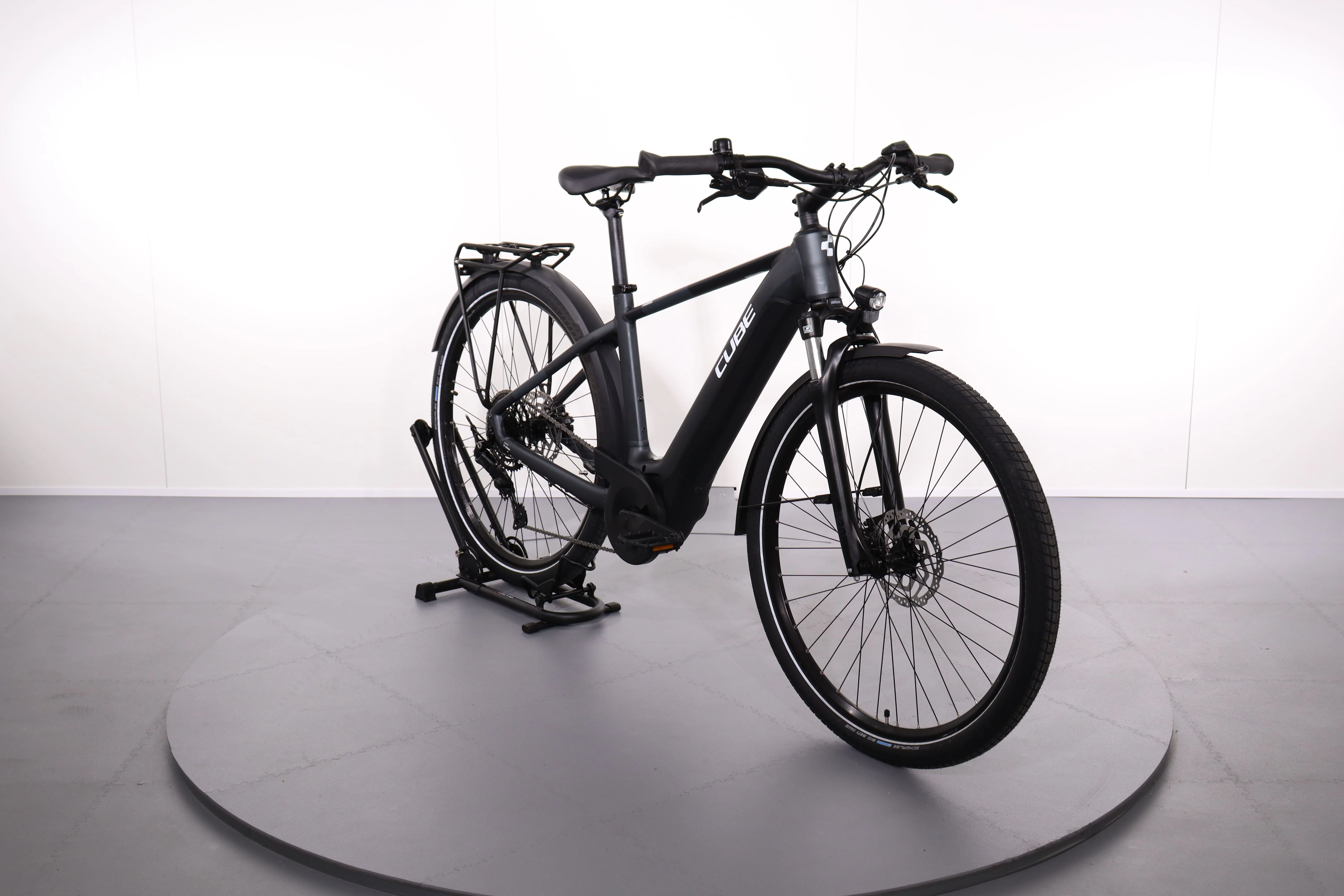 Cube Touring Hybrid One 625 - Image 2