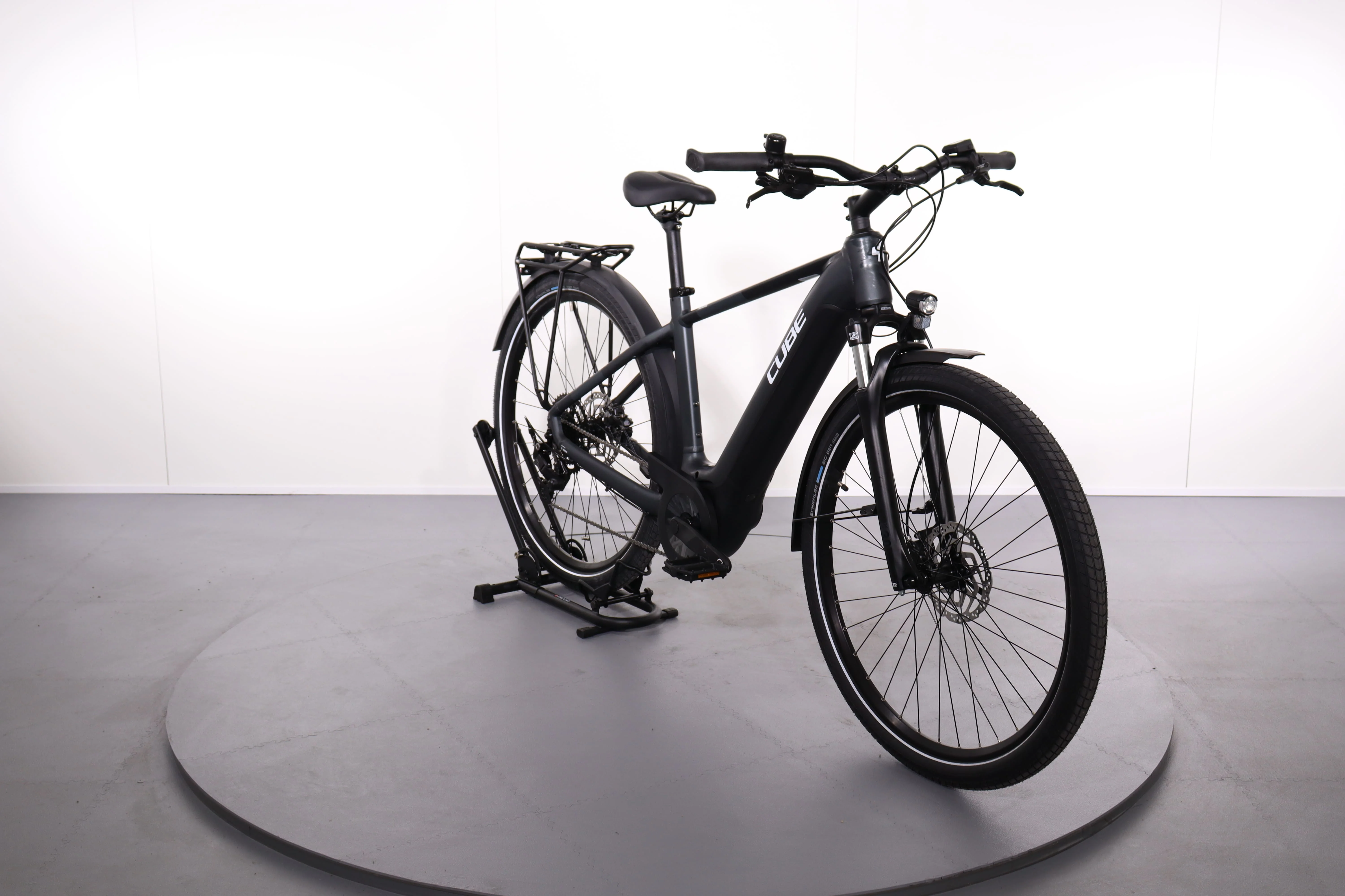 Cube Touring Hybrid One 625 - Image 2