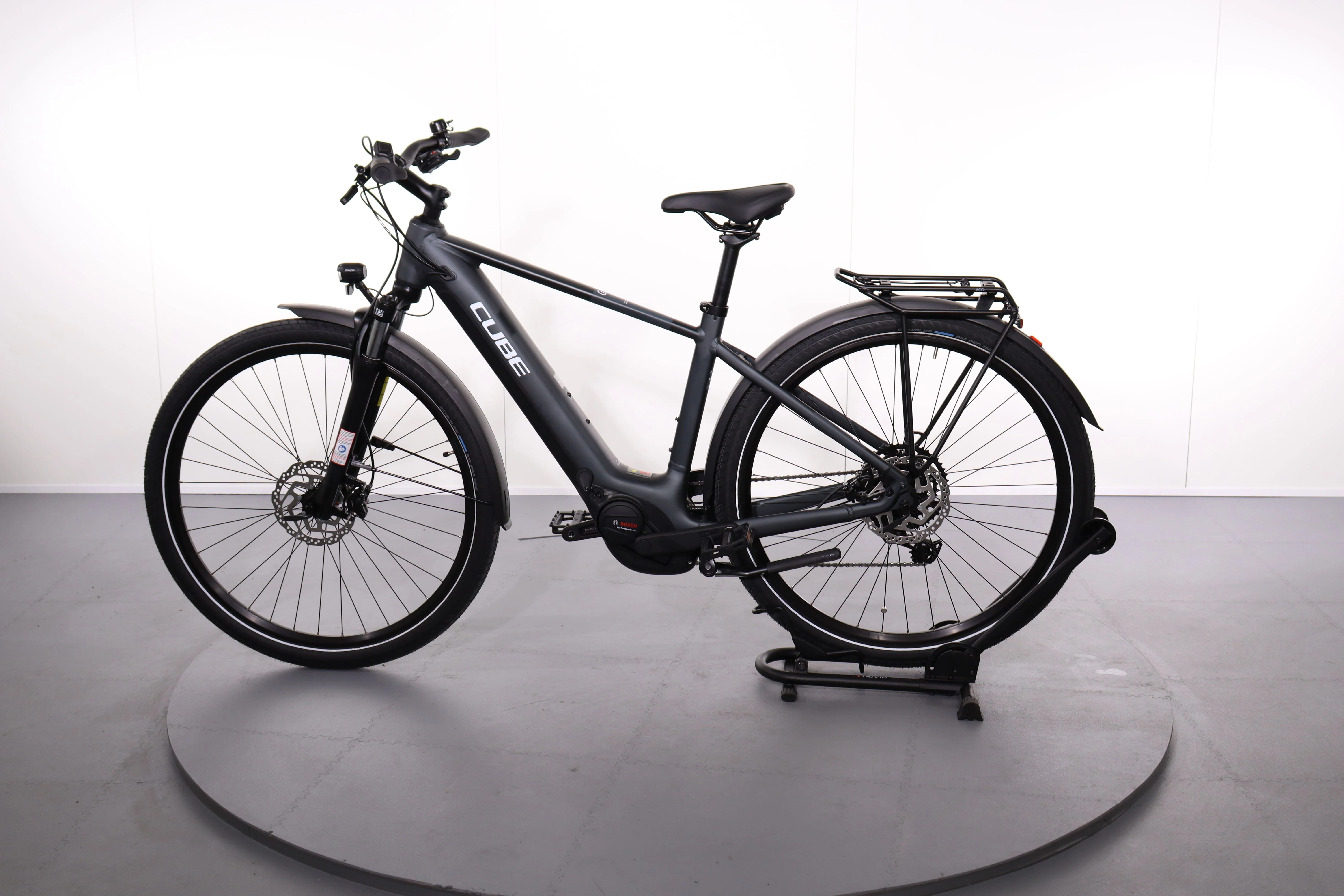 Cube Touring Hybrid One 625 - Image 4