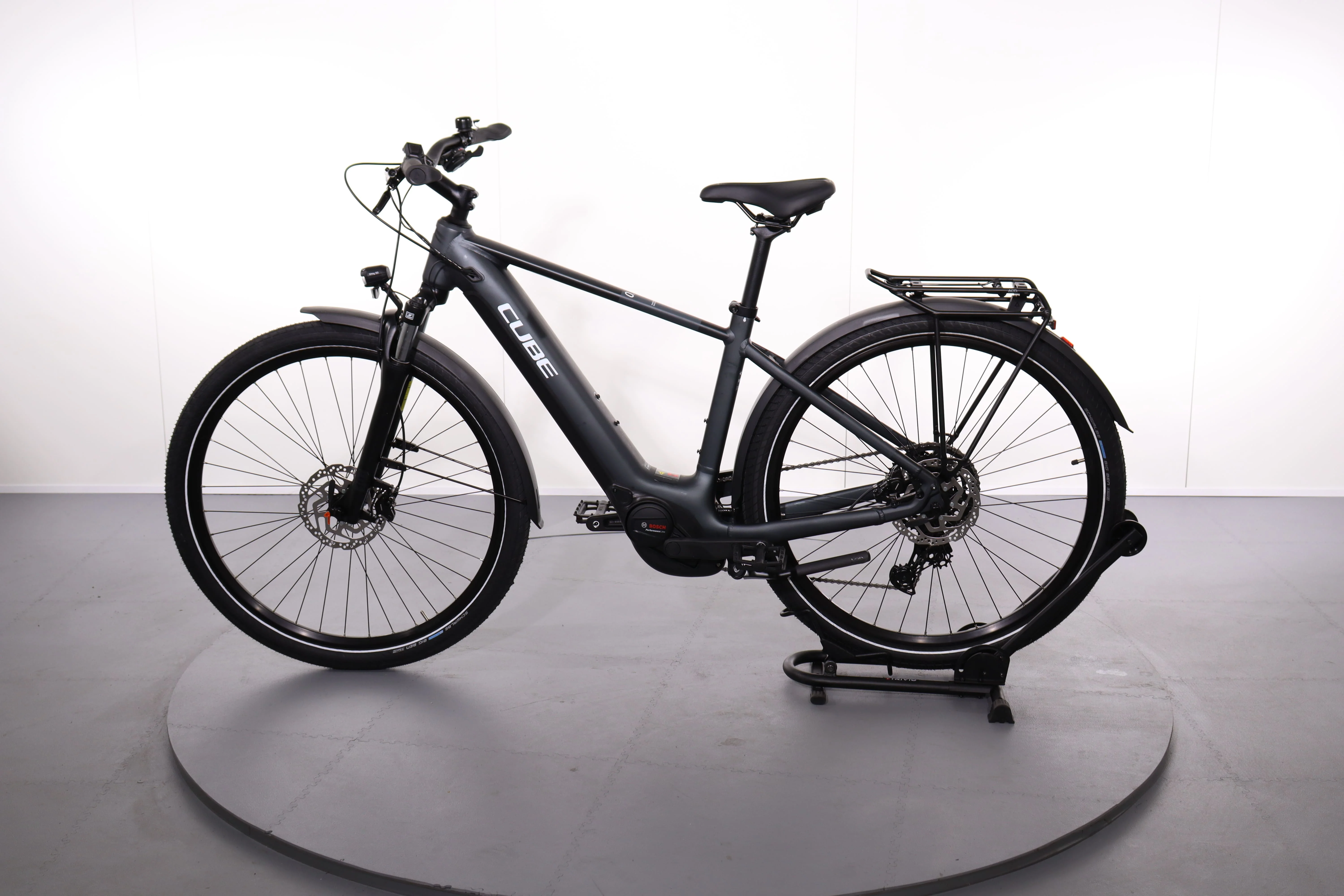 Cube Touring Hybrid One 625 - Image 4