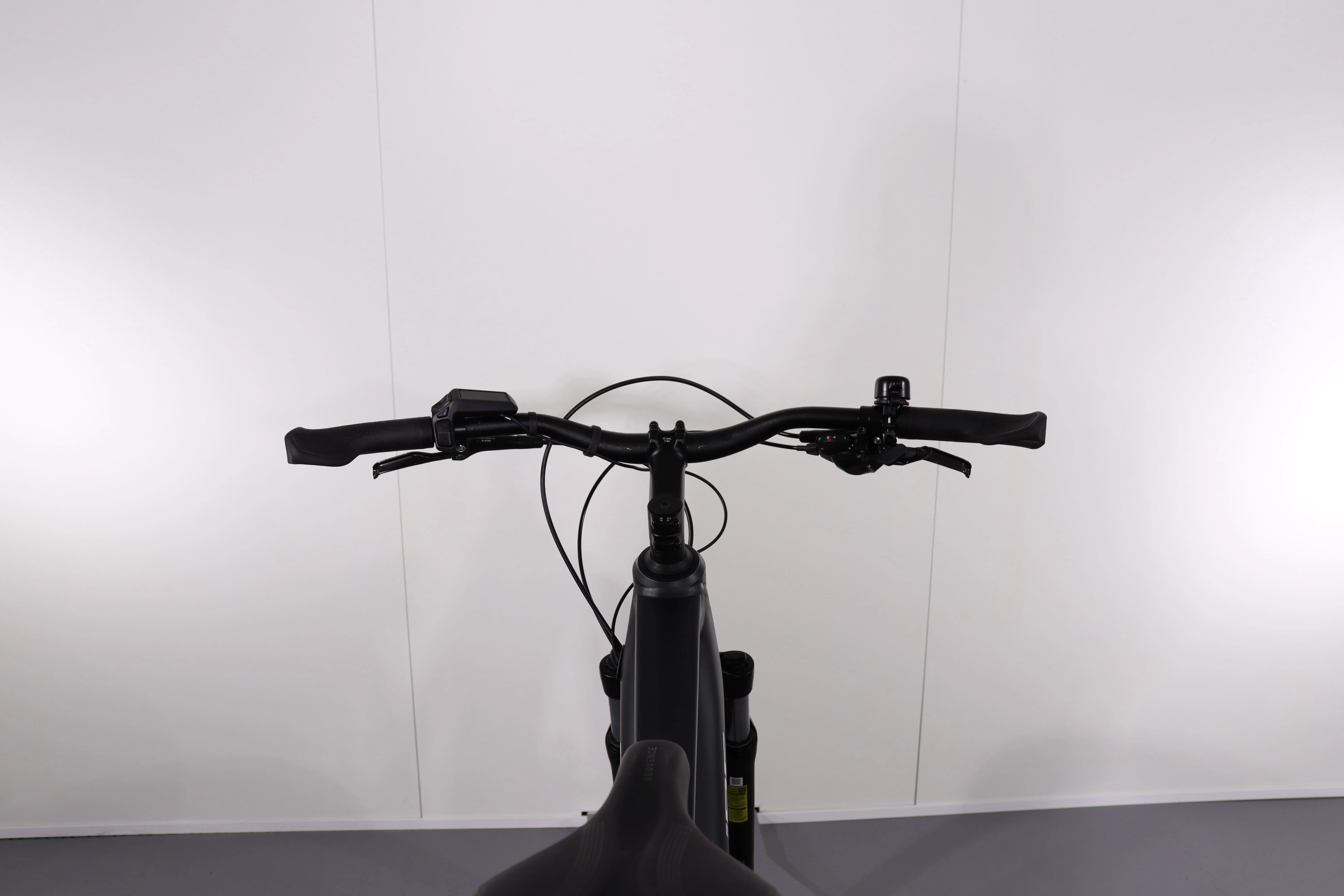 Cube Touring Hybrid One 625 - Image 7