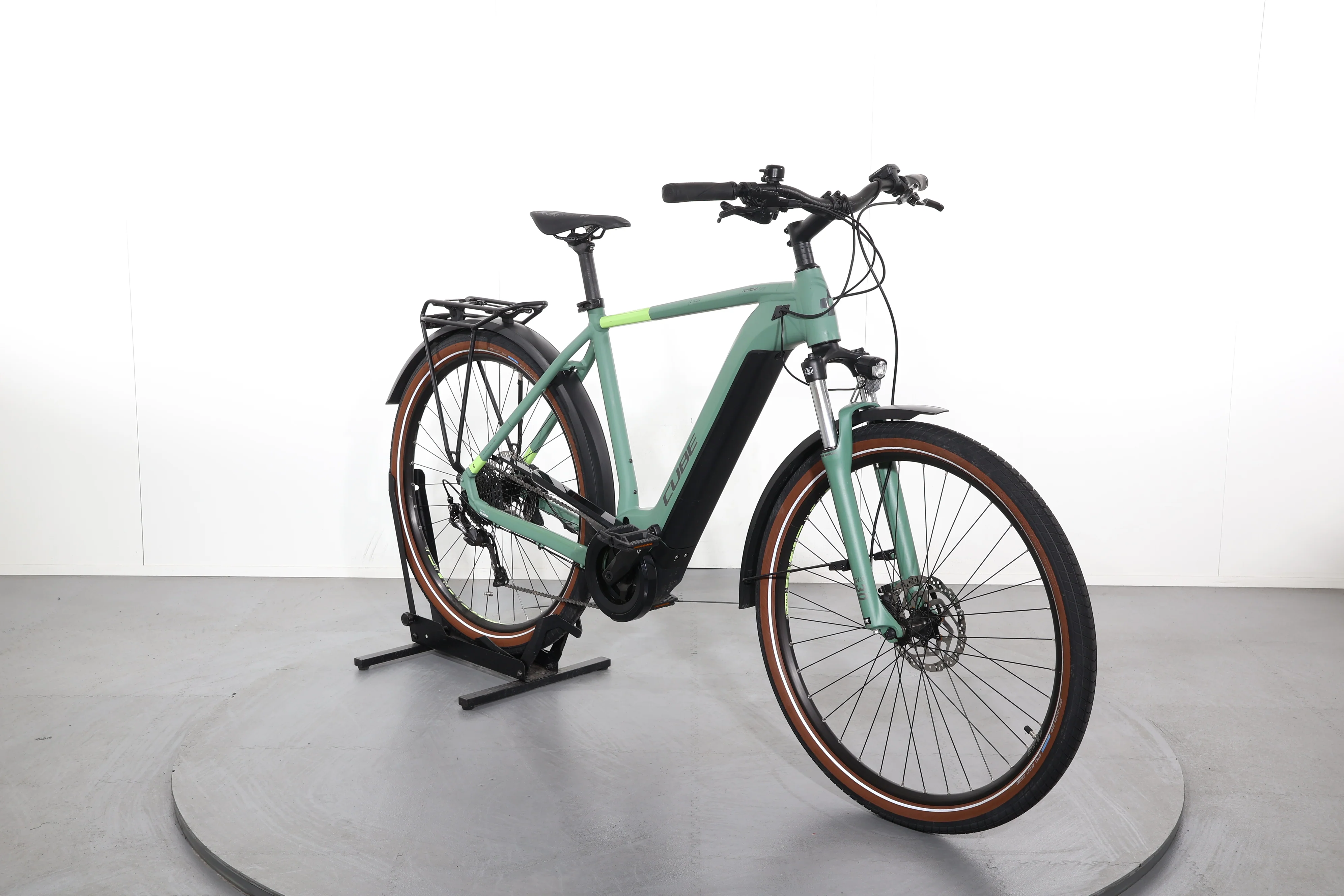 Cube Touring Hybrid One 625 - Image 2