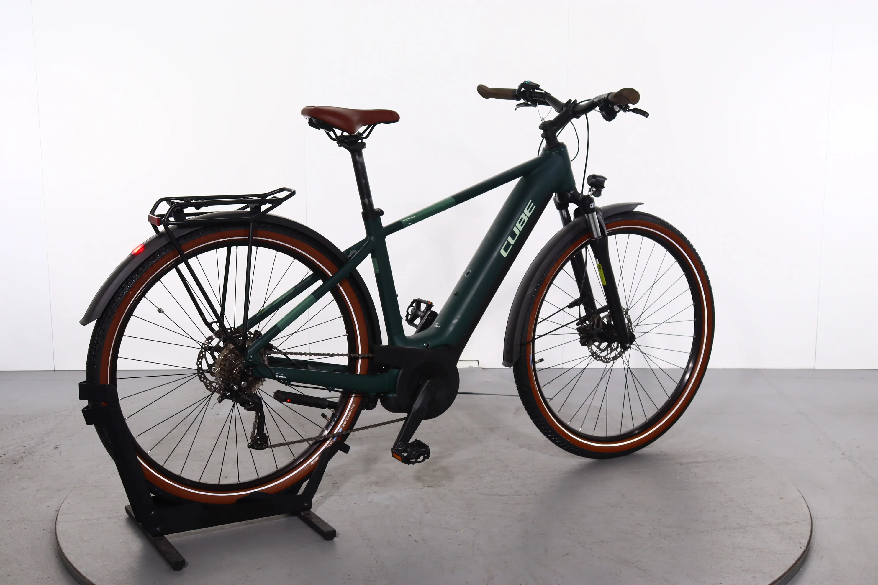 Cube Touring Hybrid One 625 - Image 2
