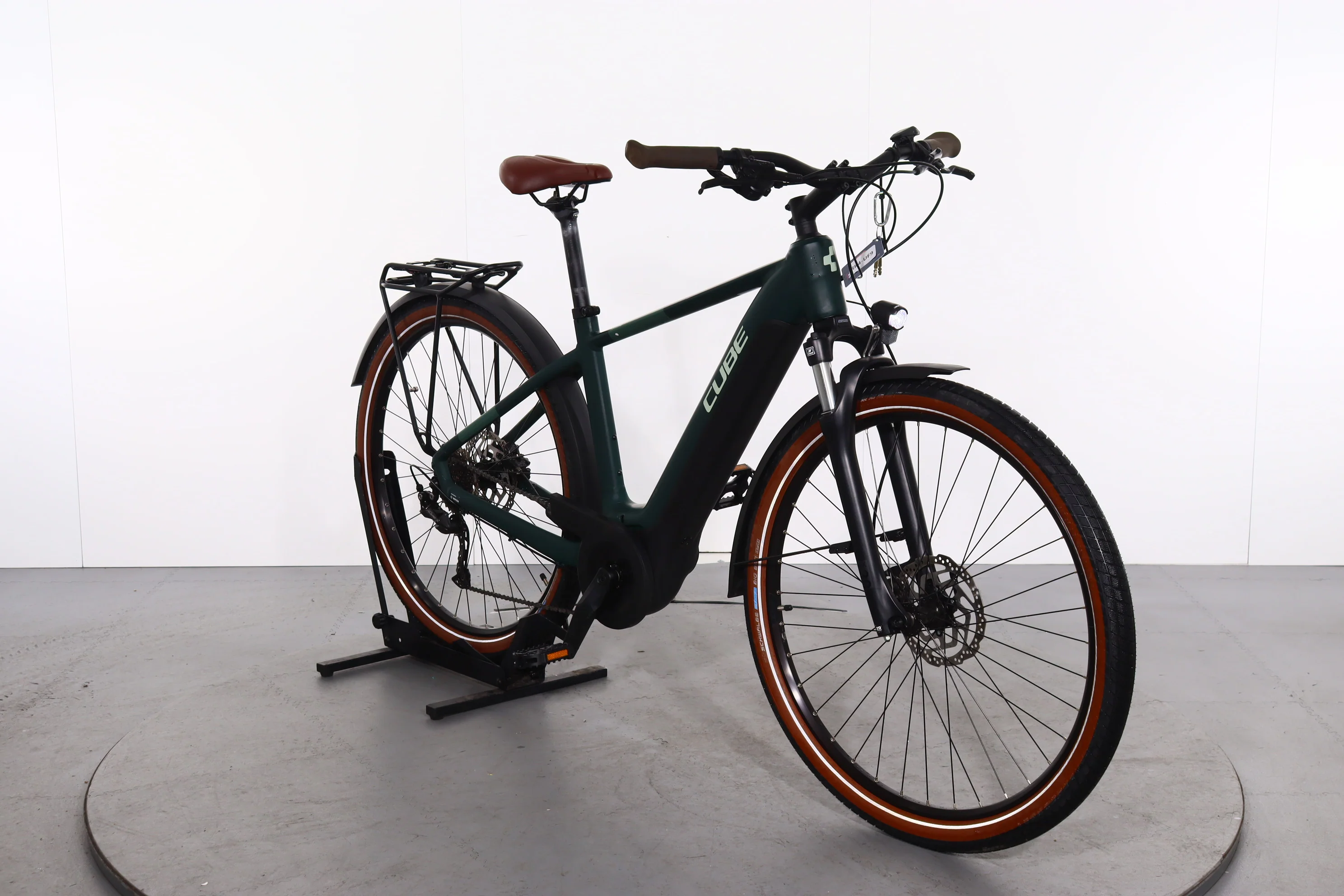 Cube Touring Hybrid One 625 - Image 3