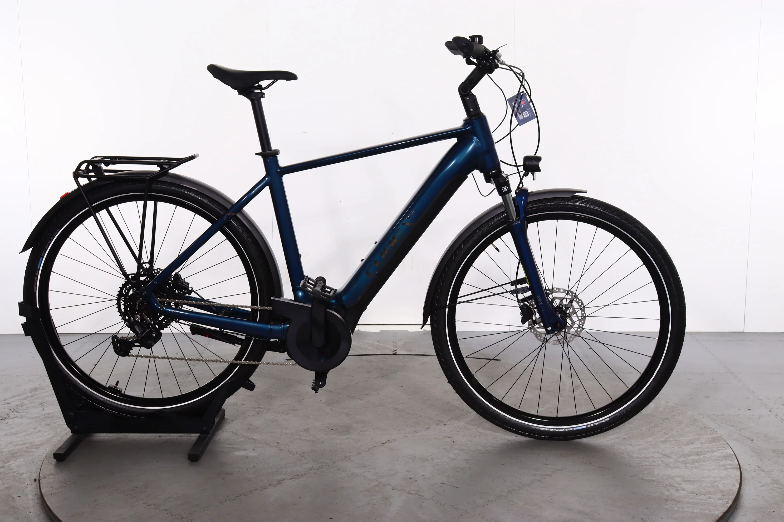 Cube Touring Hybrid One