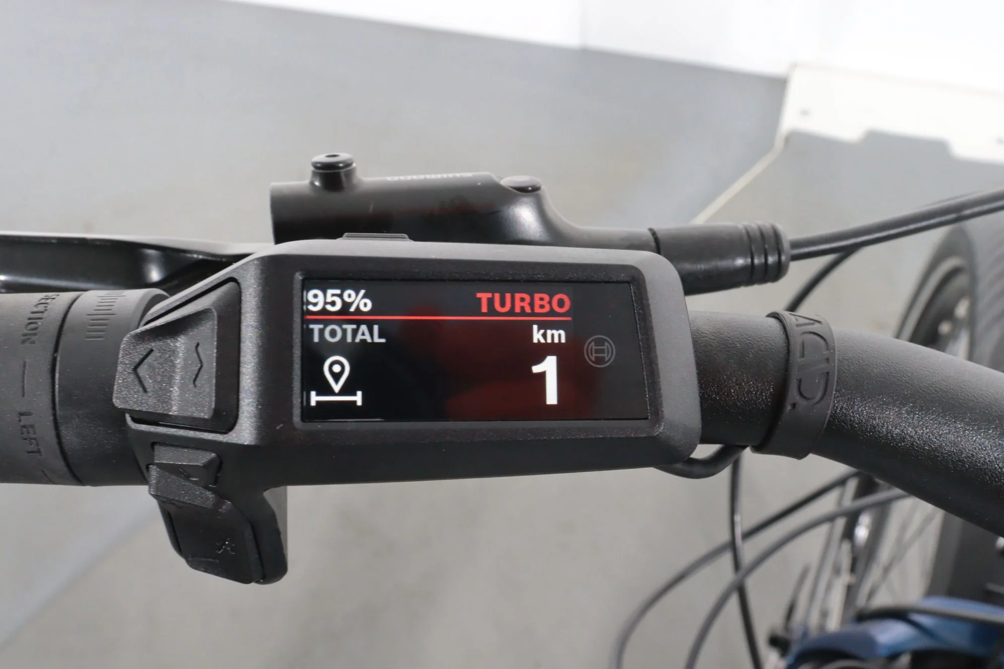 Cube Touring Hybrid One - Image 8