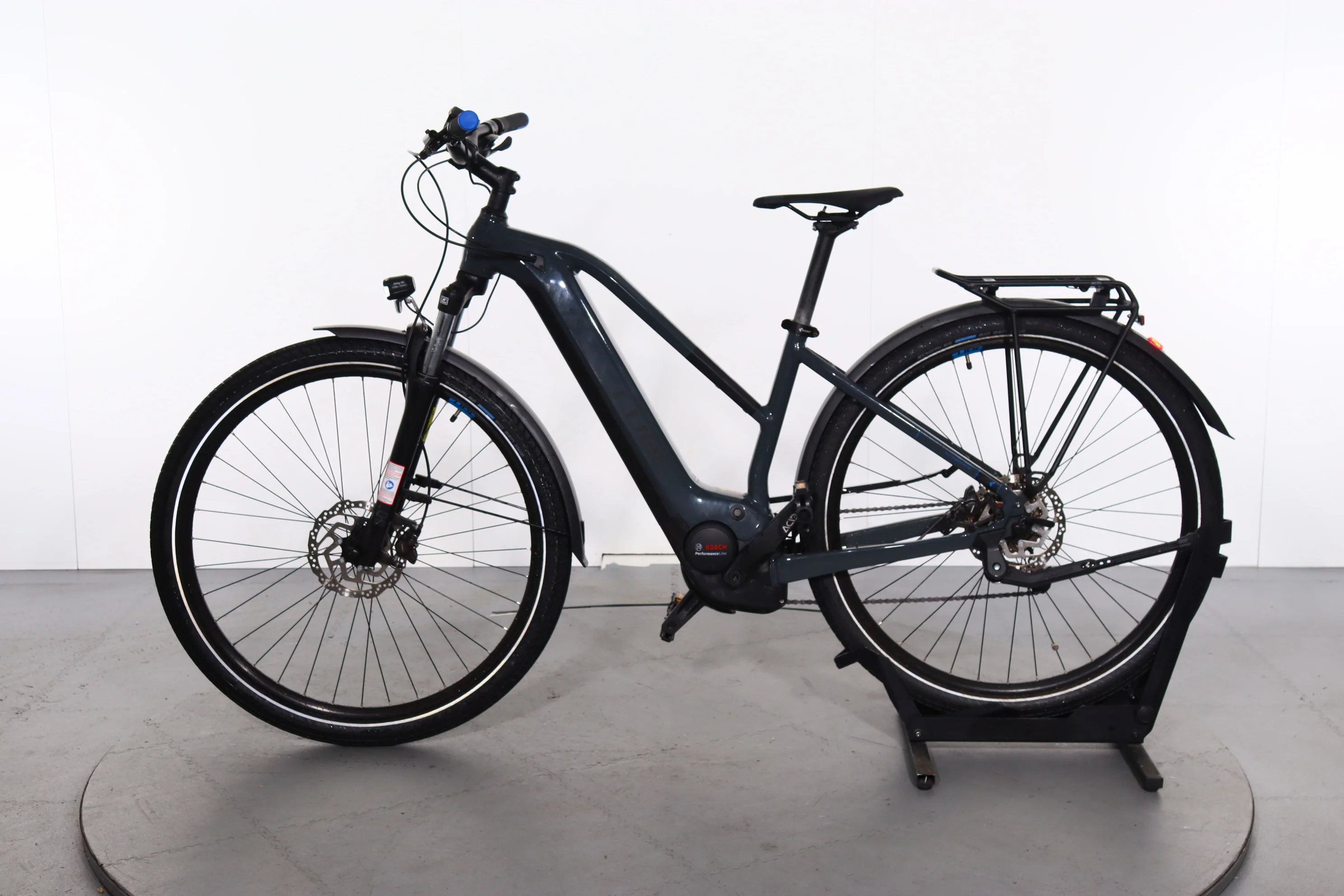Cube Touring Hybrid One - Image 5