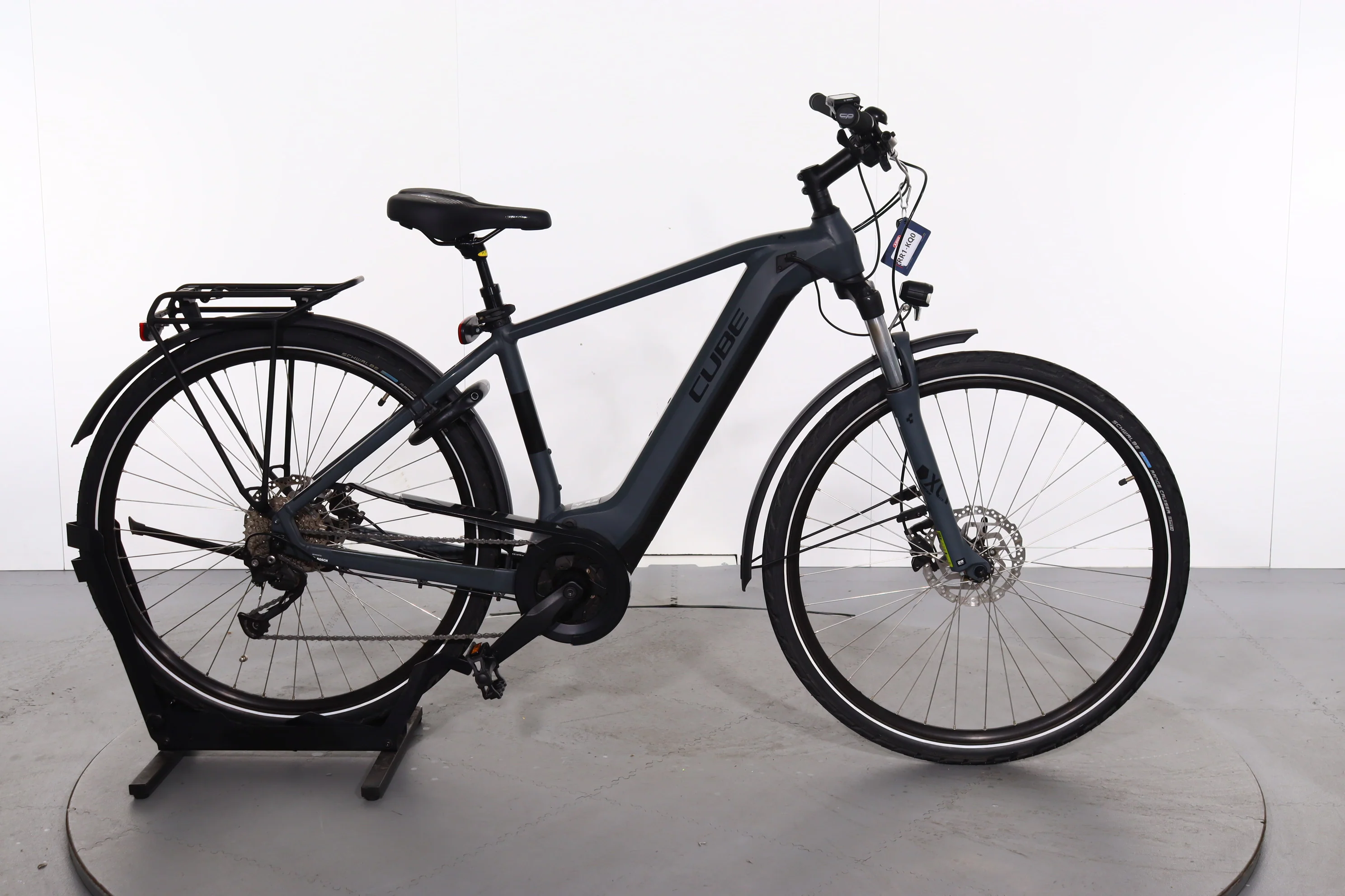 Cube Touring Hybrid One