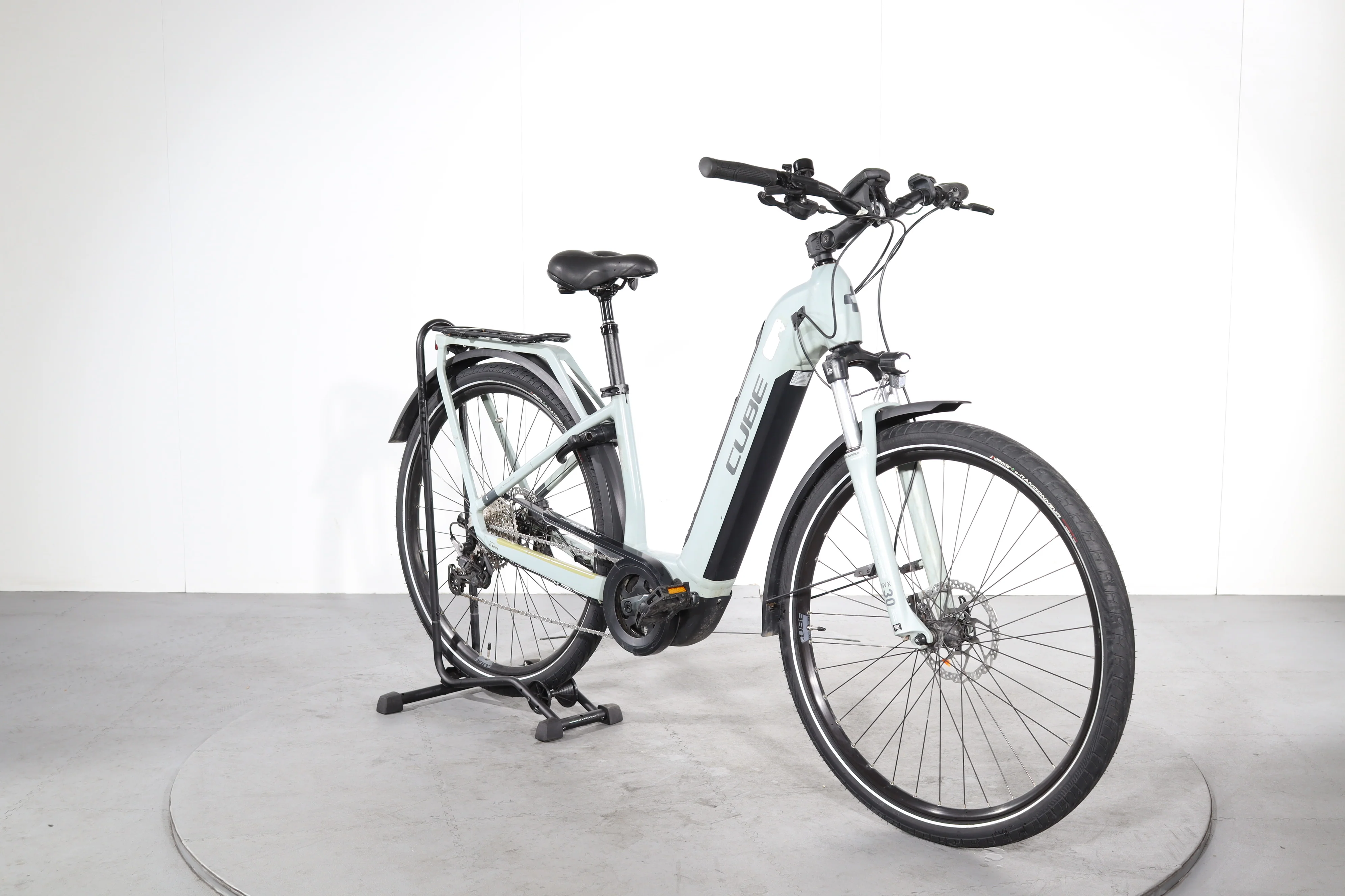 Cube Touring Hybrid Pro 500 - Image 2