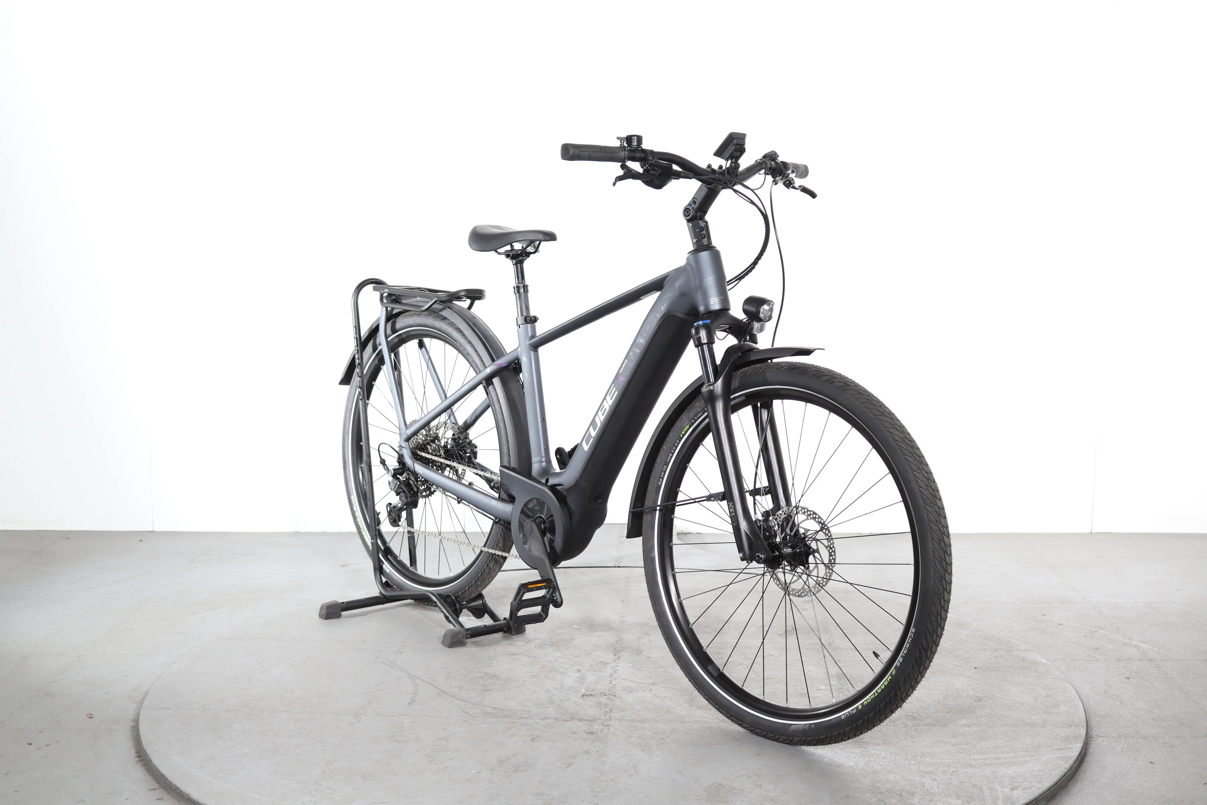Cube Touring Hybrid Pro 500 - Image 2