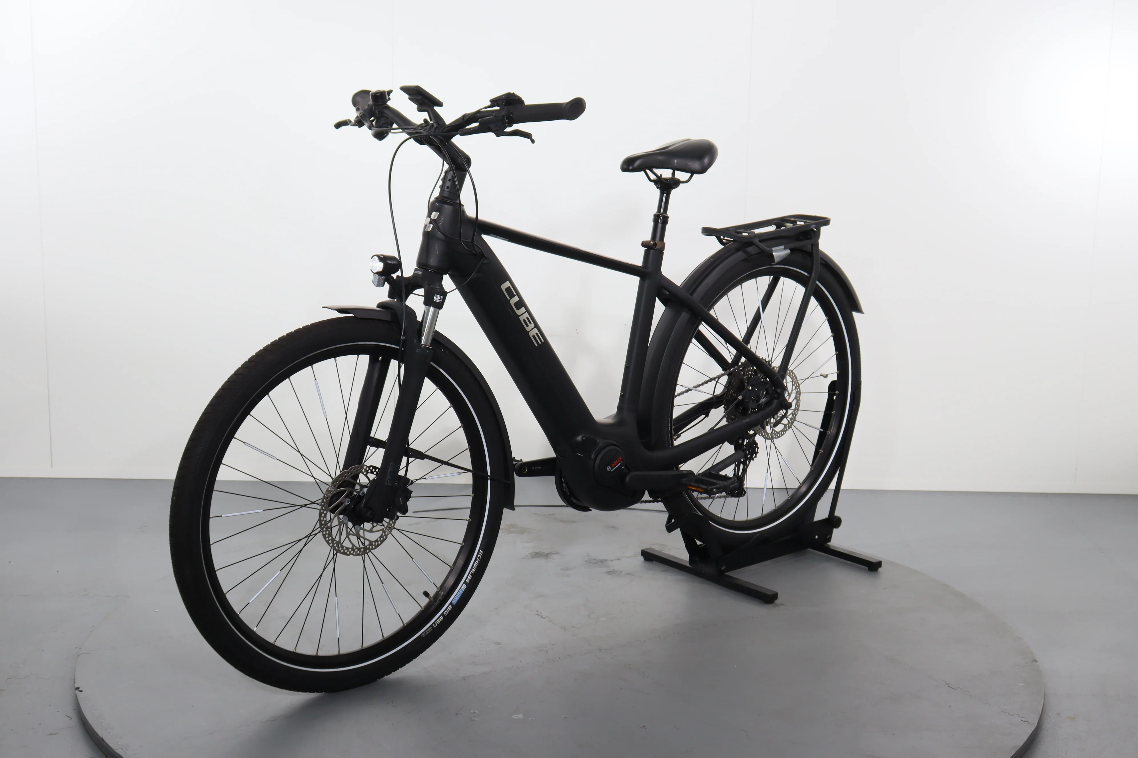 Cube Touring Hybrid Pro 625 - Image 3