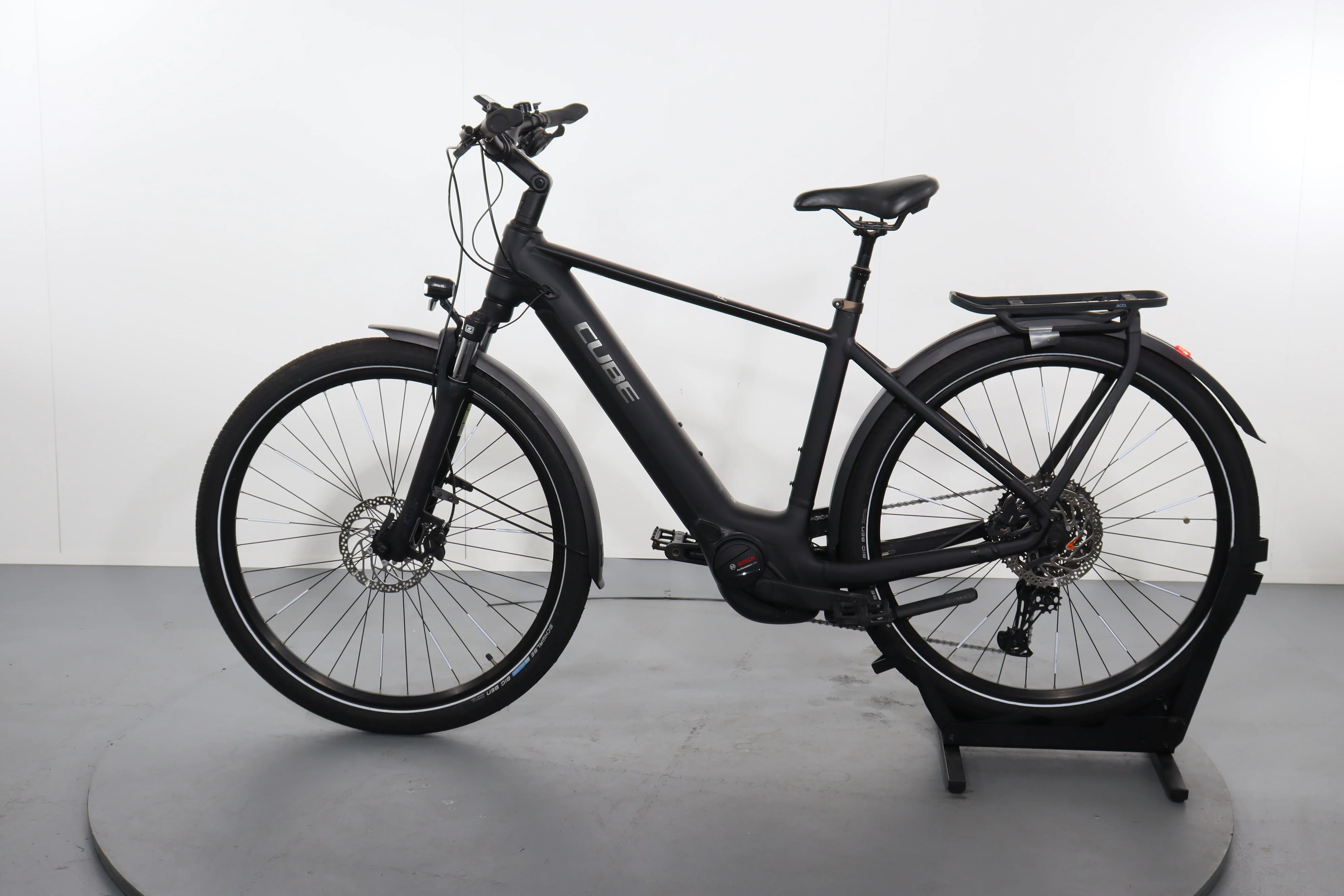 Cube Touring Hybrid Pro 625 - Image 4