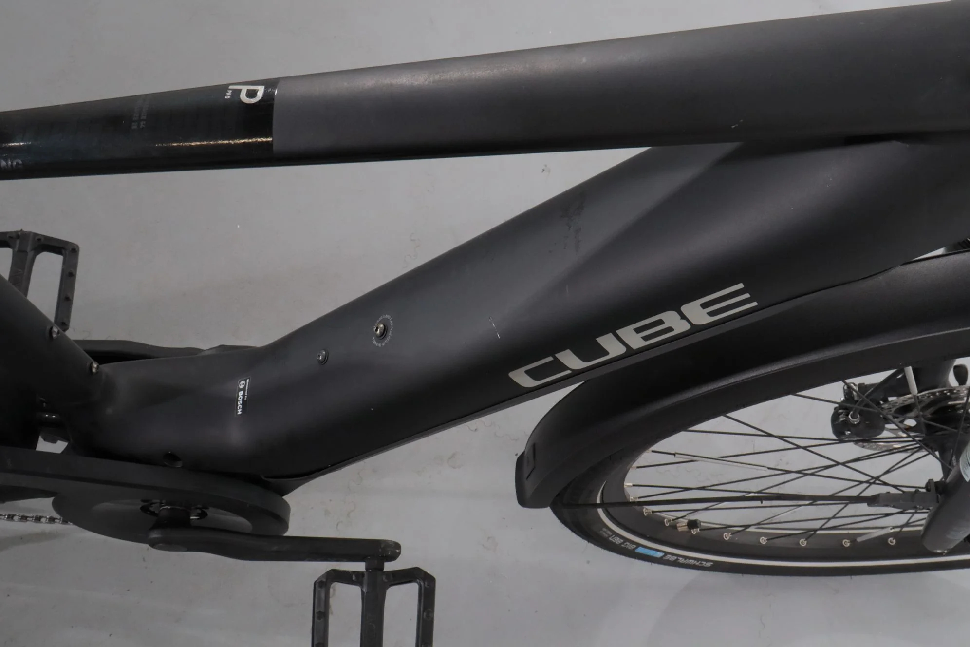 Cube Touring Hybrid Pro 625 - Image 9