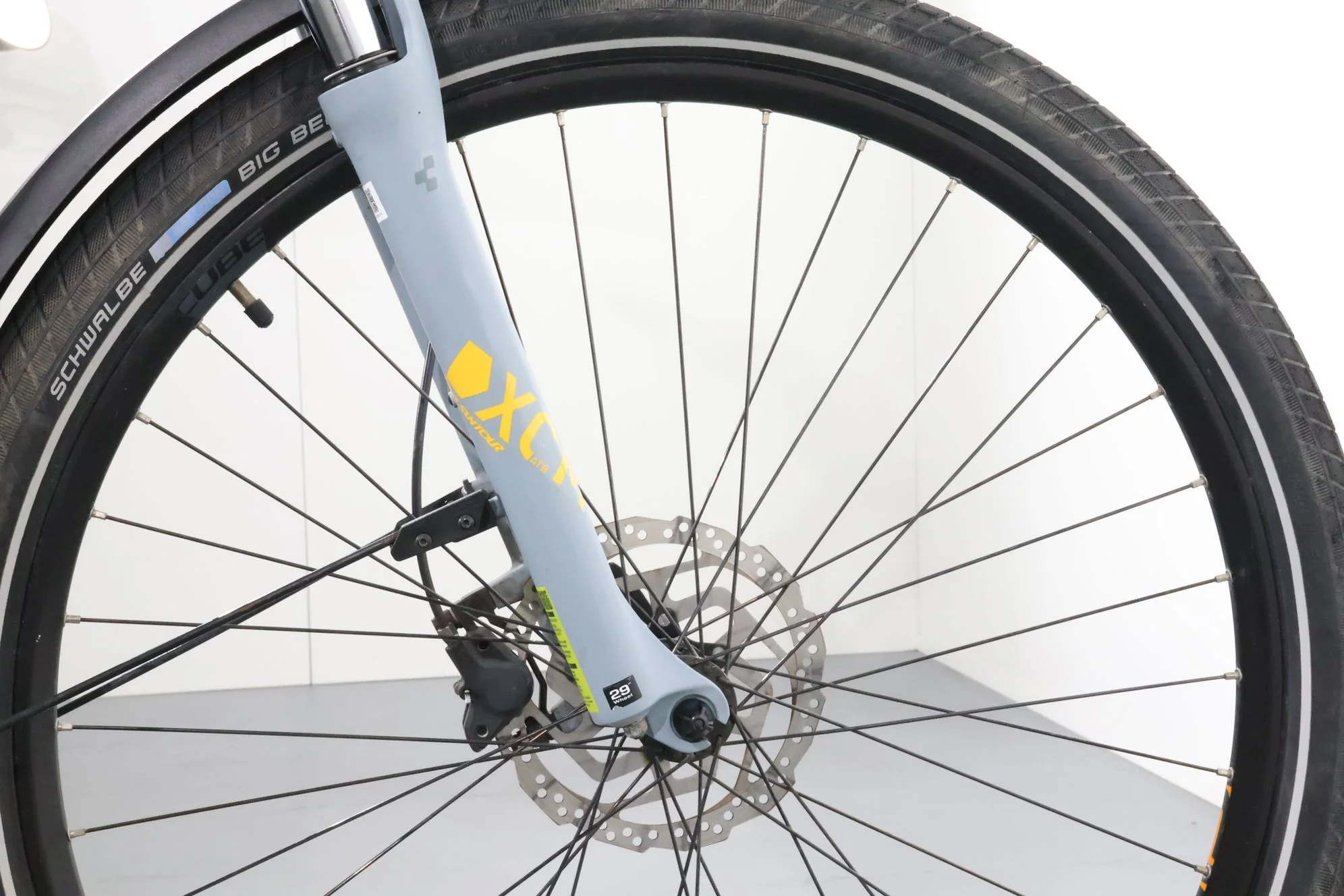 Cube Touring Hybrid Pro 625 - Image 11
