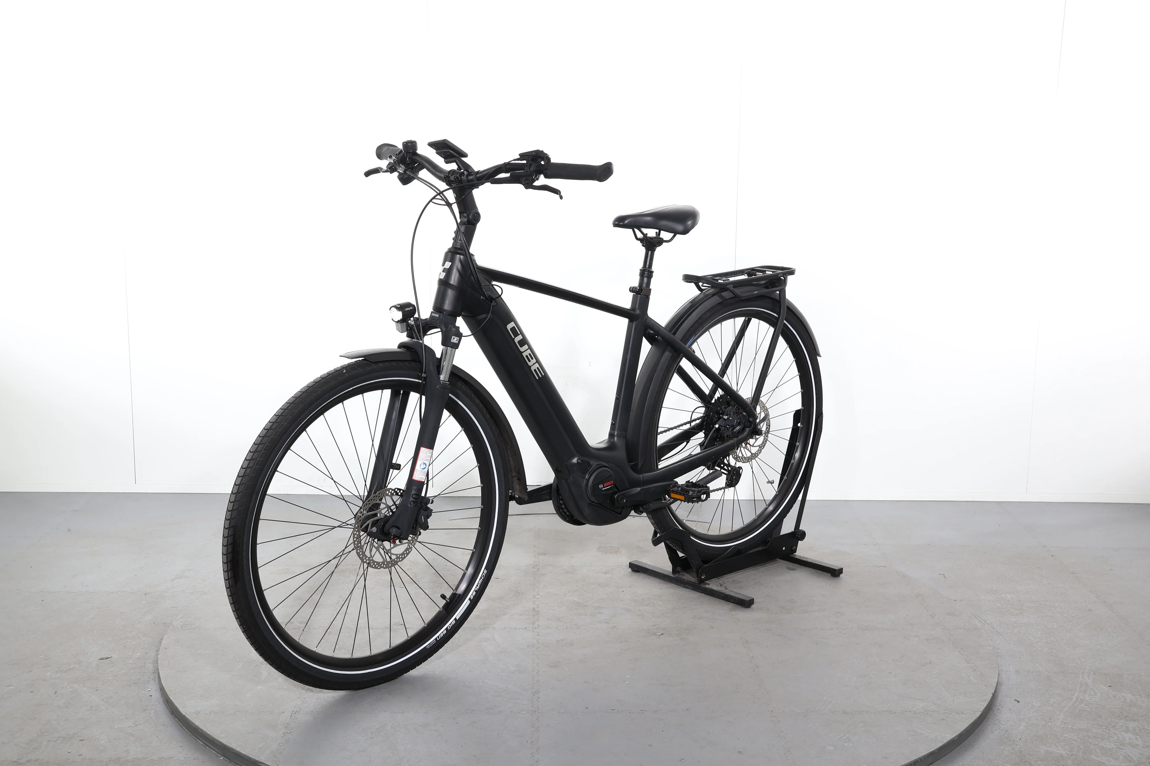 Cube Touring Hybrid Pro 625 - Image 3