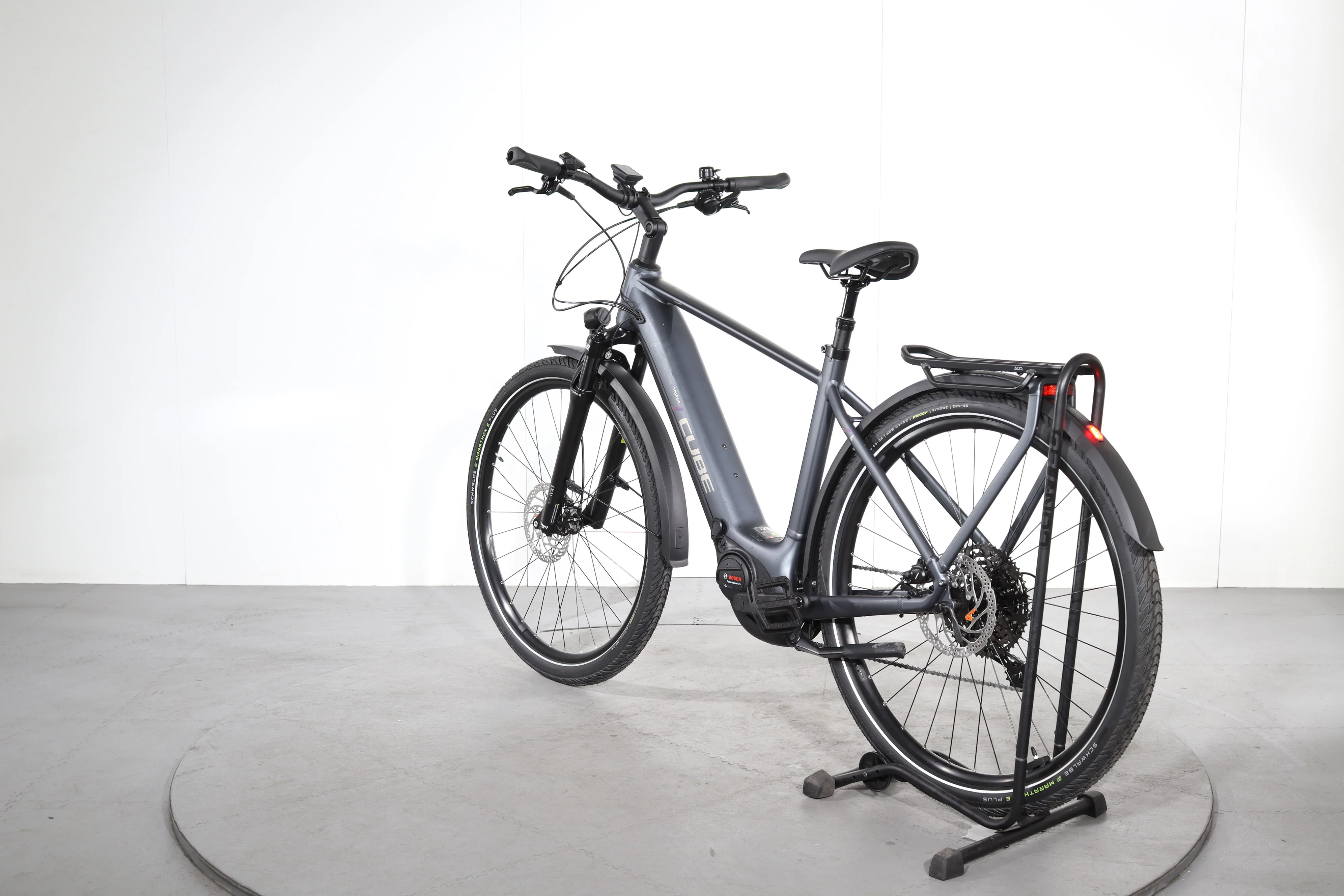 Cube Touring Hybrid Pro 625 - Image 5