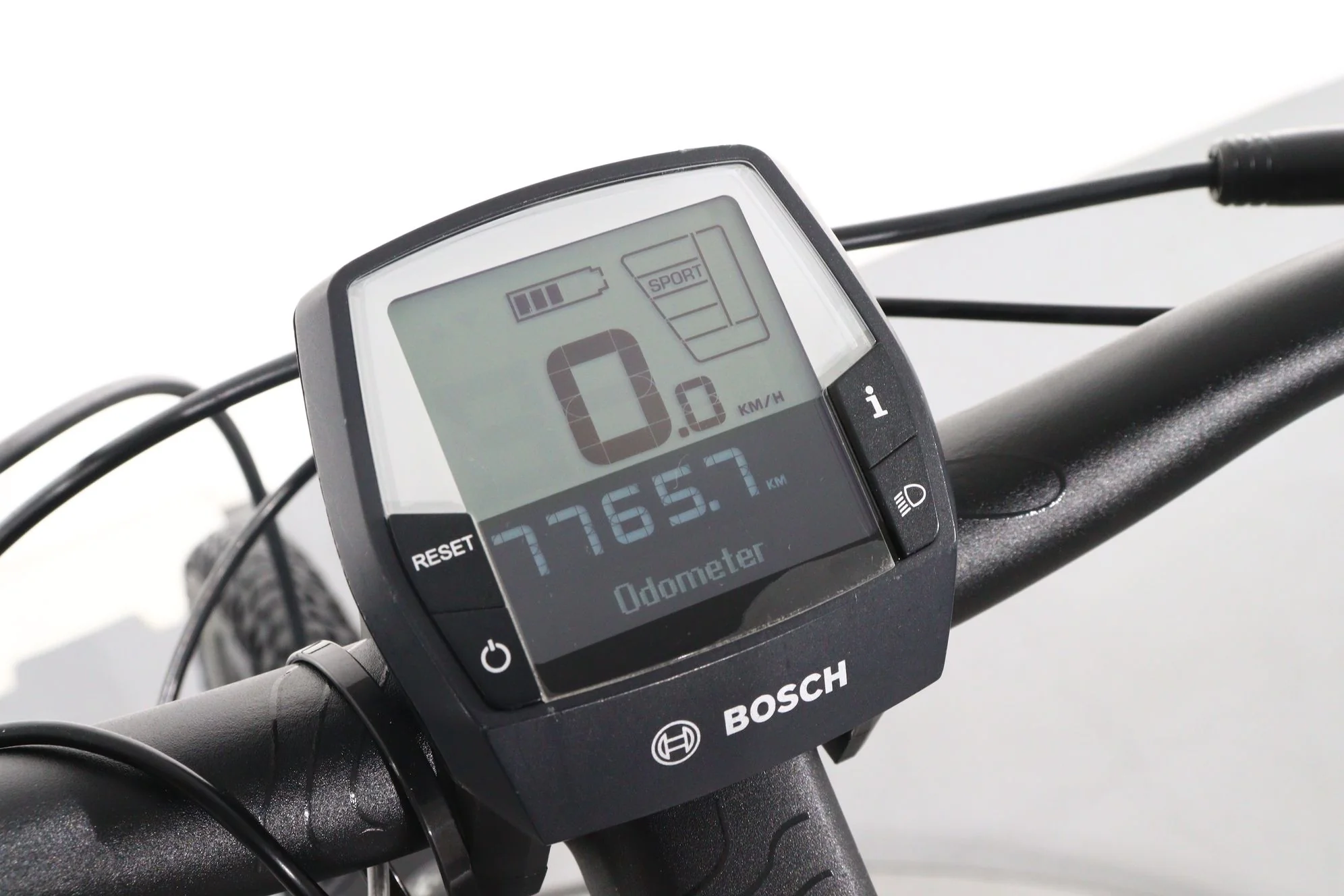 Cube Touring Hybrid Pro 625 - Image 13