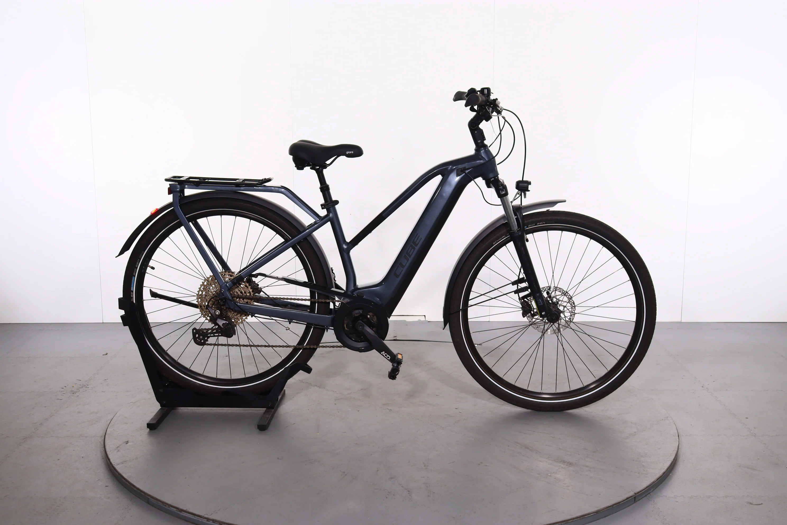Cube Touring Hybrid Pro 625