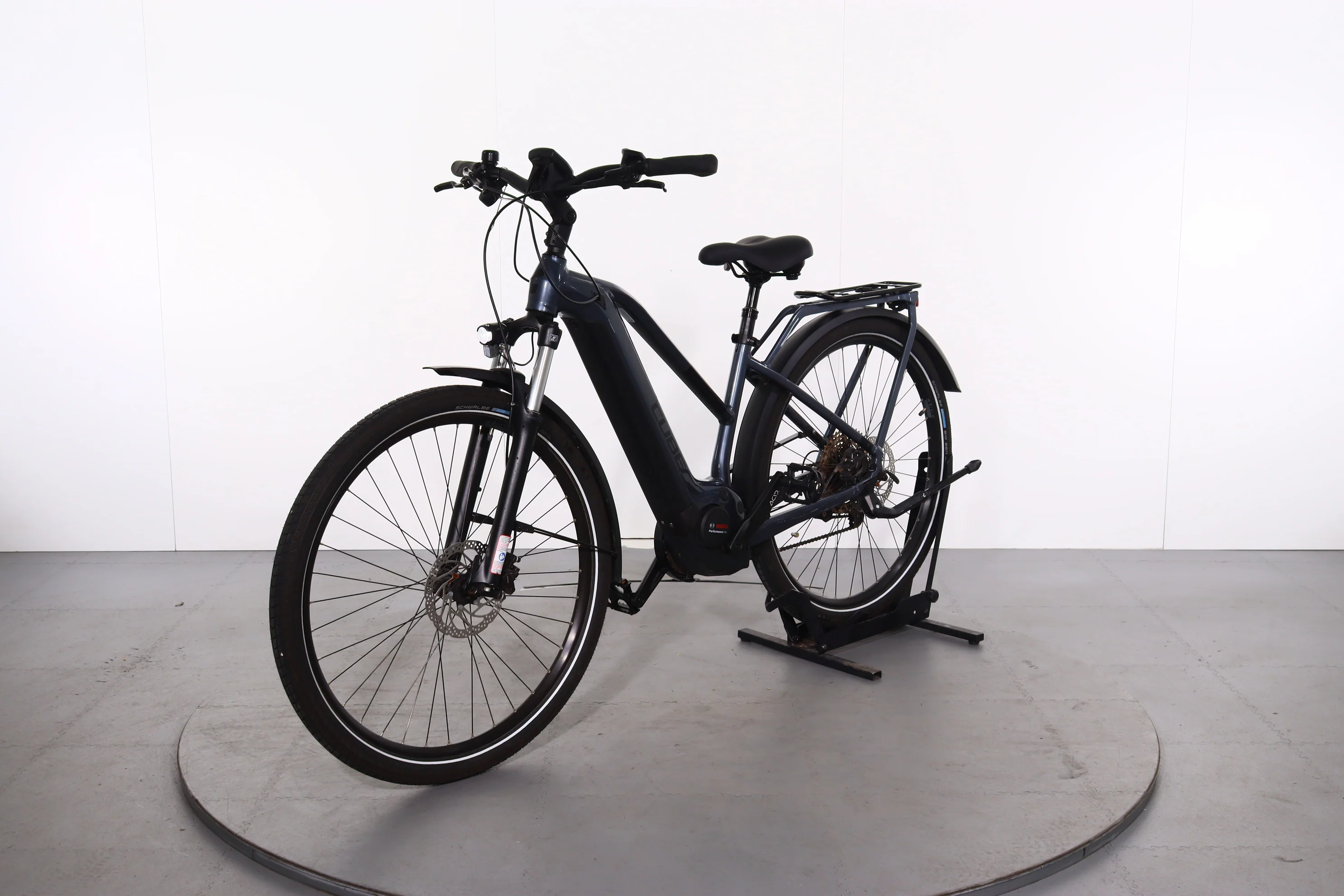 Cube Touring Hybrid Pro 625 - Image 4