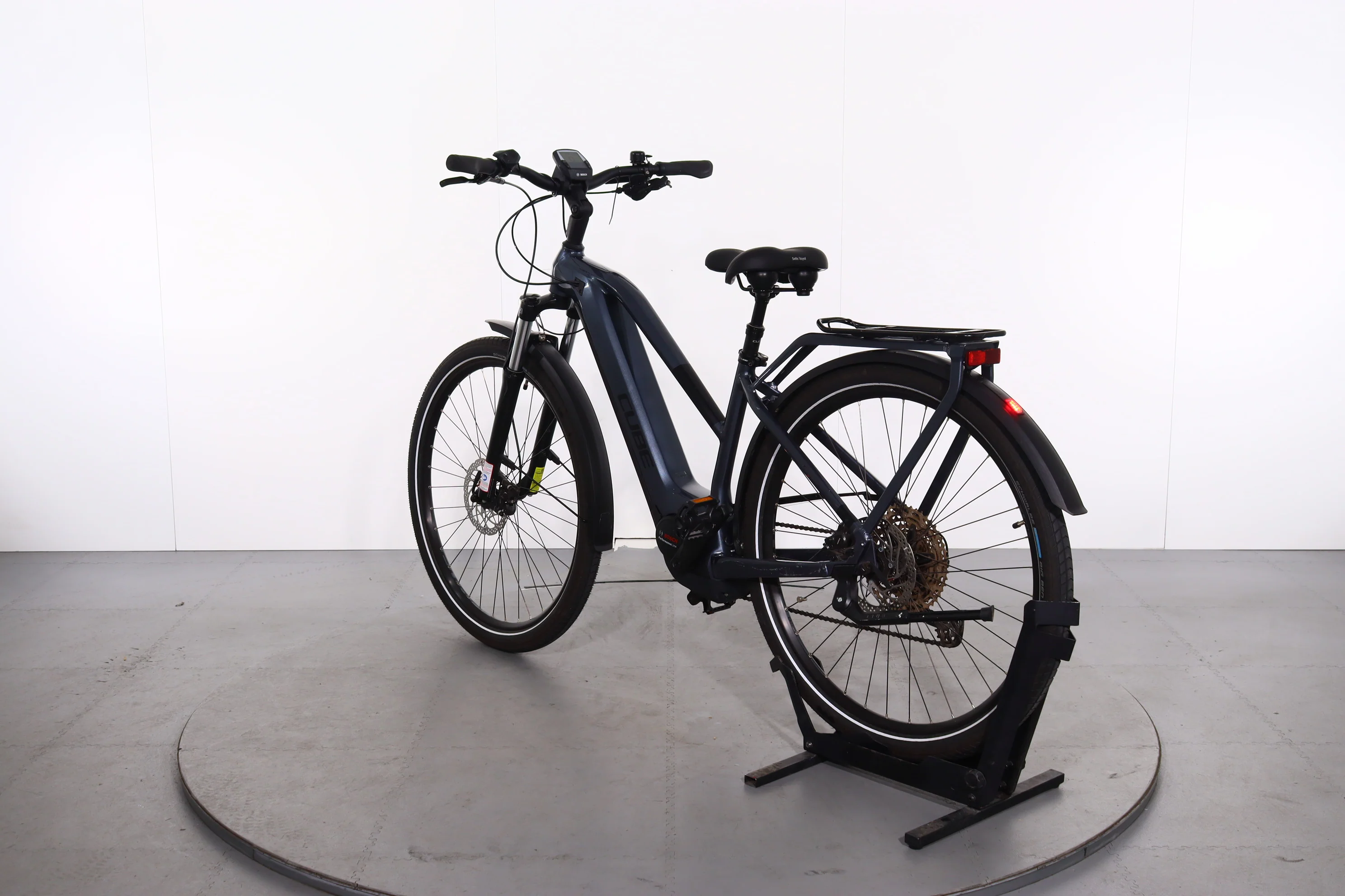Cube Touring Hybrid Pro 625 - Image 6